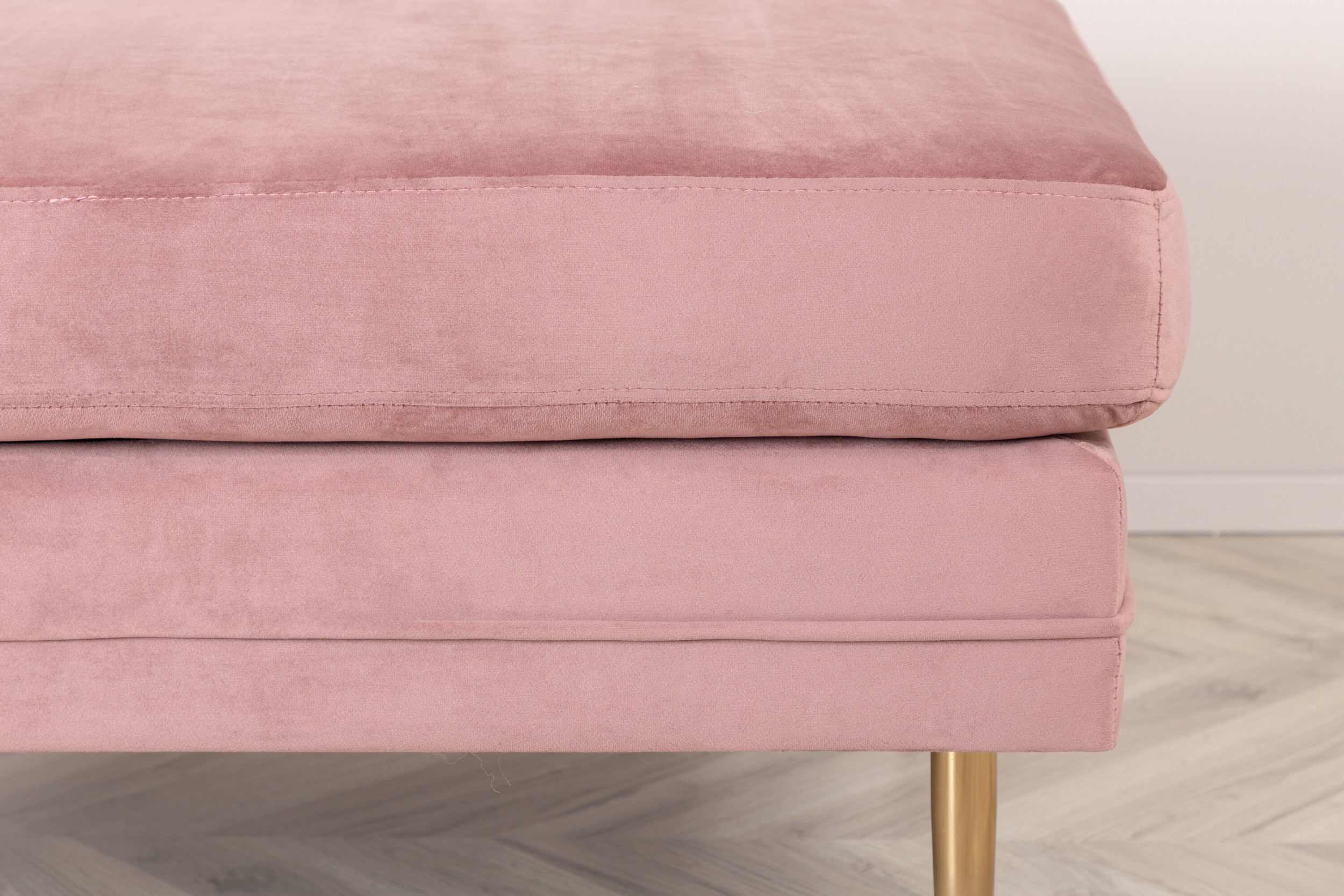 Nohr Hocker 'Tylan' Velvet, kleur Roze