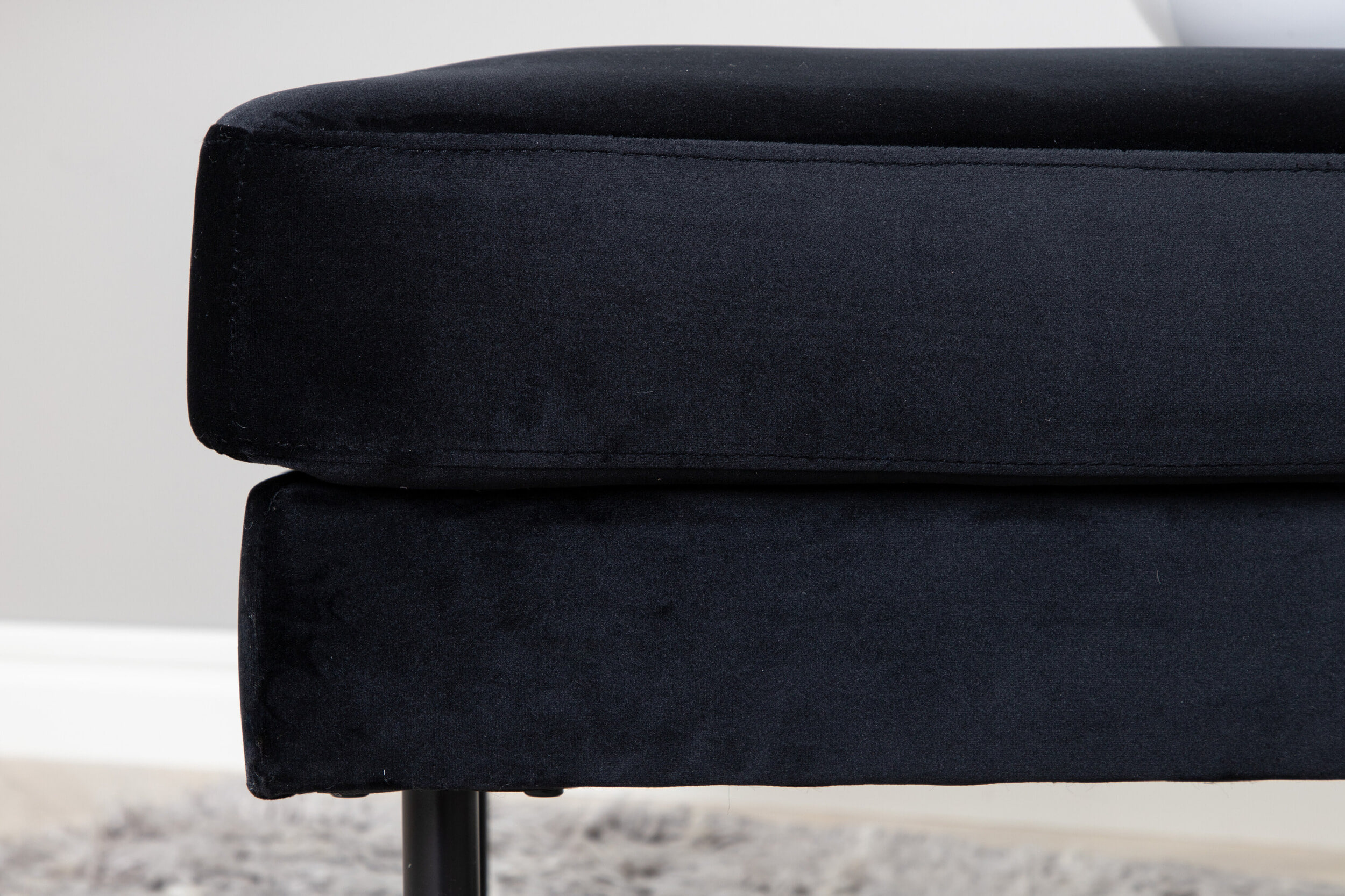 Nohr Hocker 'Bladimir' Velvet, kleur Zwart
