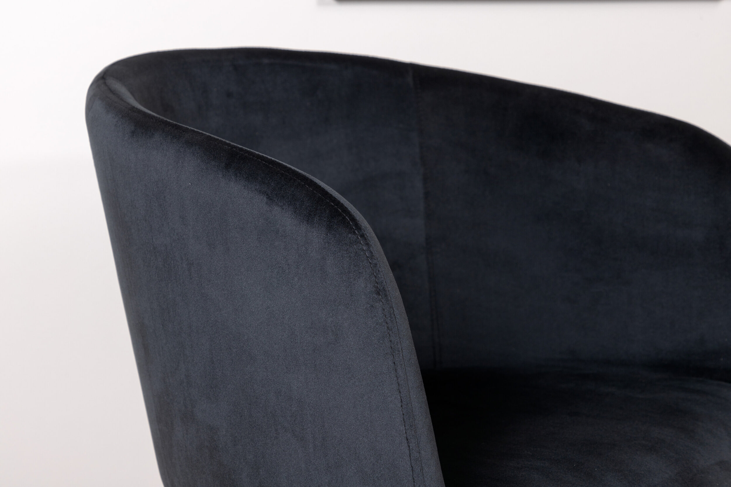 Nohr Eetkamerstoel 'Karna' Velvet, kleur Zwart