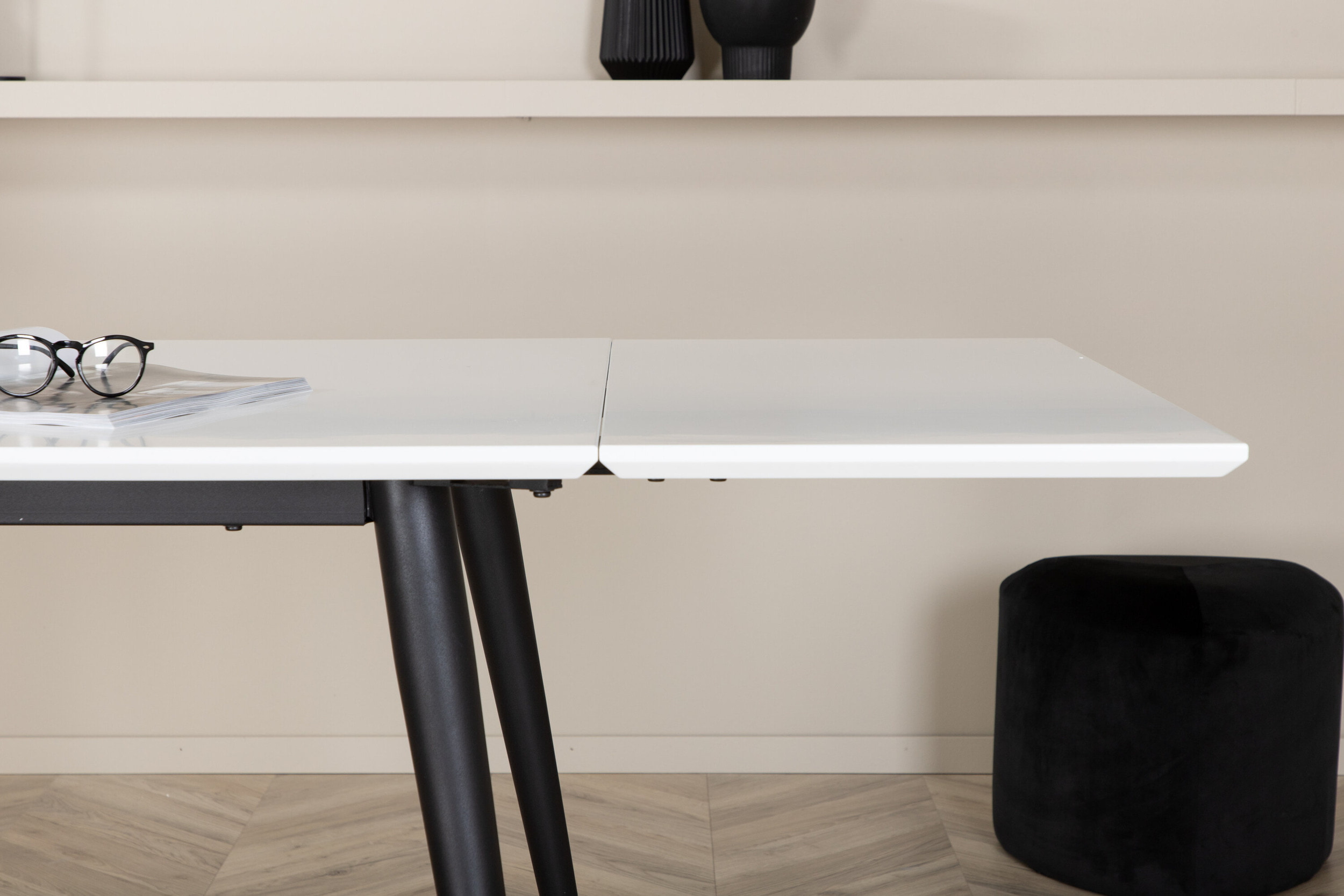 Nohr Uitschuifbare Eettafel 'Niema' HPL, 150/240 x 90cm