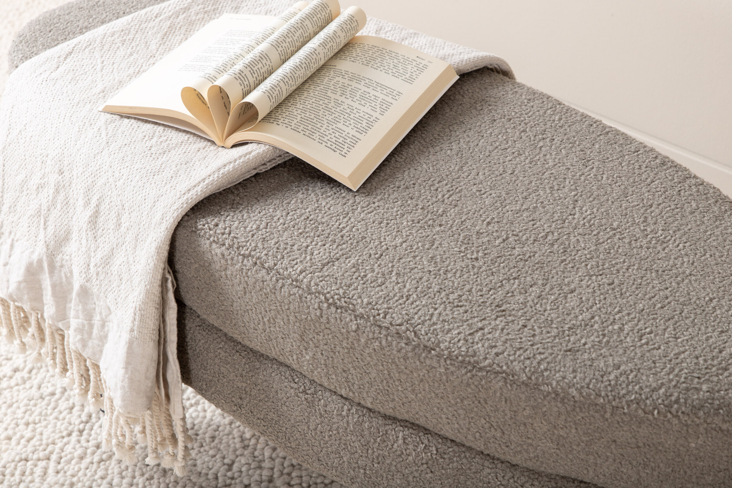 Nohr Hocker 'Larenzo' Teddy, kleur Greige