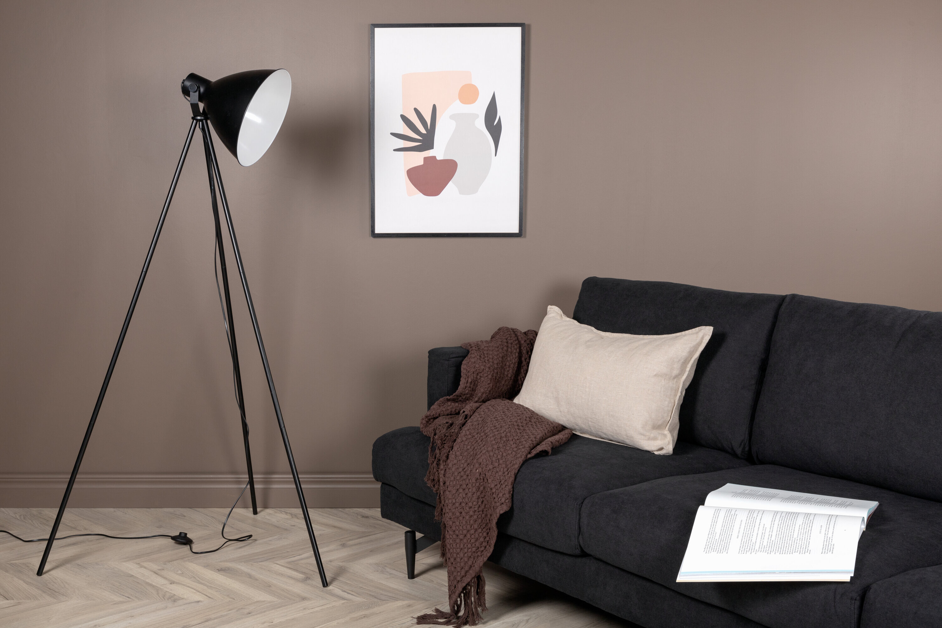 Nohr Vloerlamp 'Nakeshia' 140cm hoog, kleur Zwart