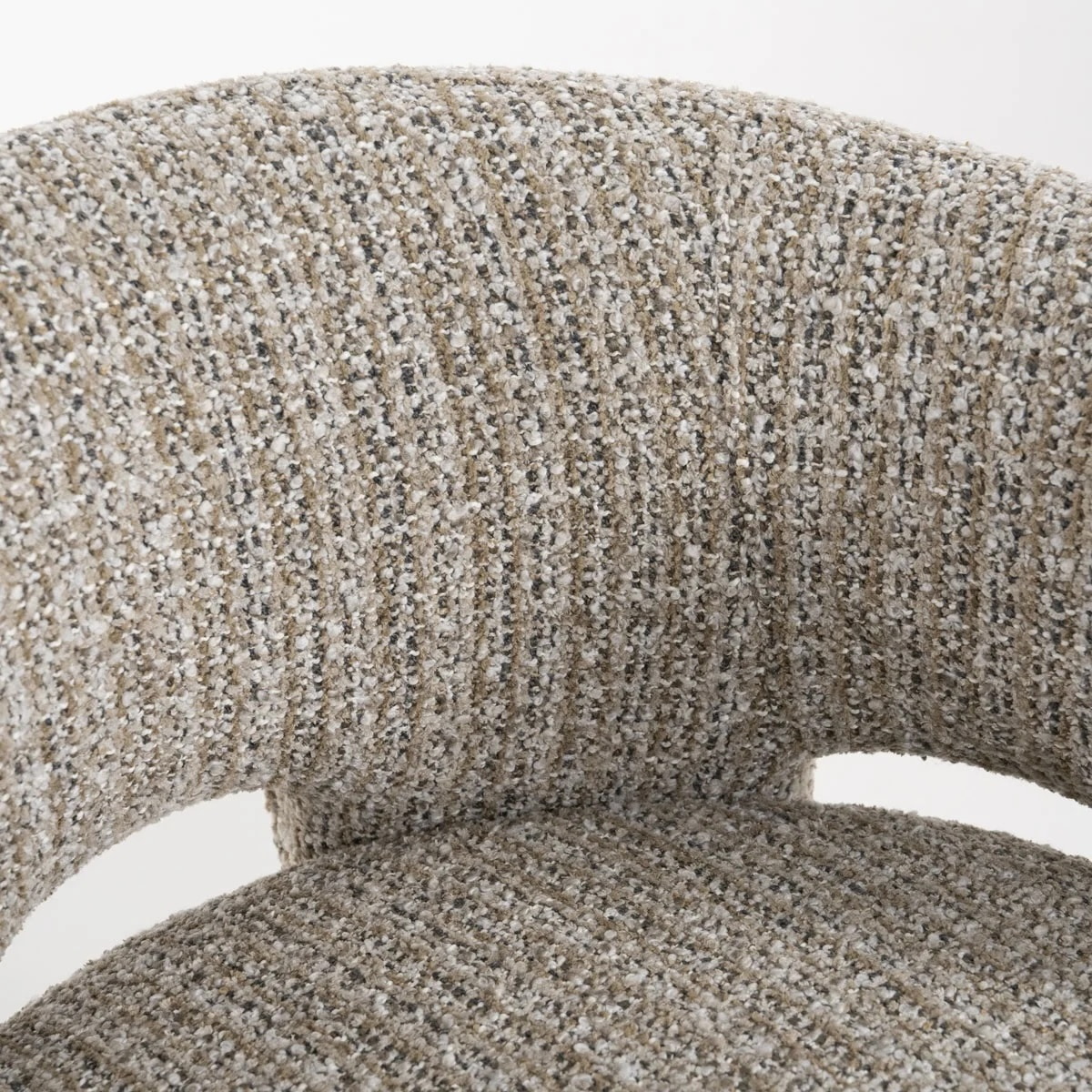 Eleonora Fauteuil 'Hamilton' Grove Bouclé, kleur Taupe