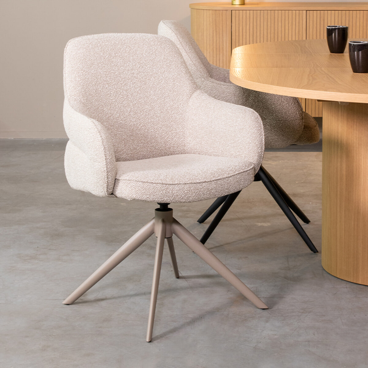 LABEL51 Draaibare Eetkamerstoel 'Bern' Bouclé, kleur Naturel
