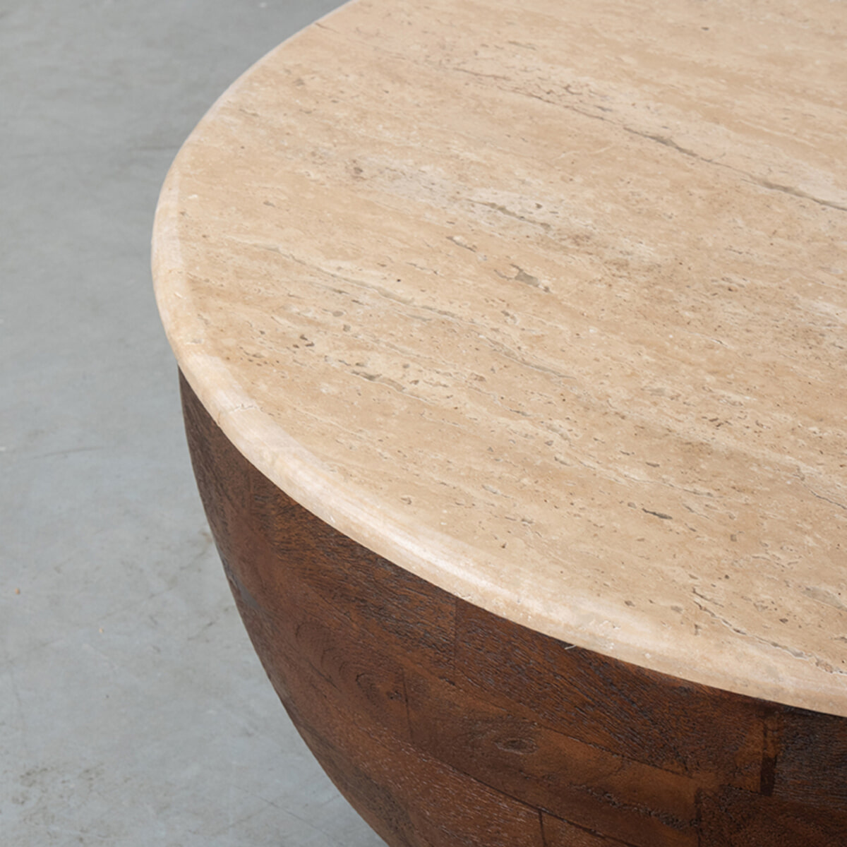 LABEL51 Ronde Salontafel 'Bowl' Travertin en hout, 70cm