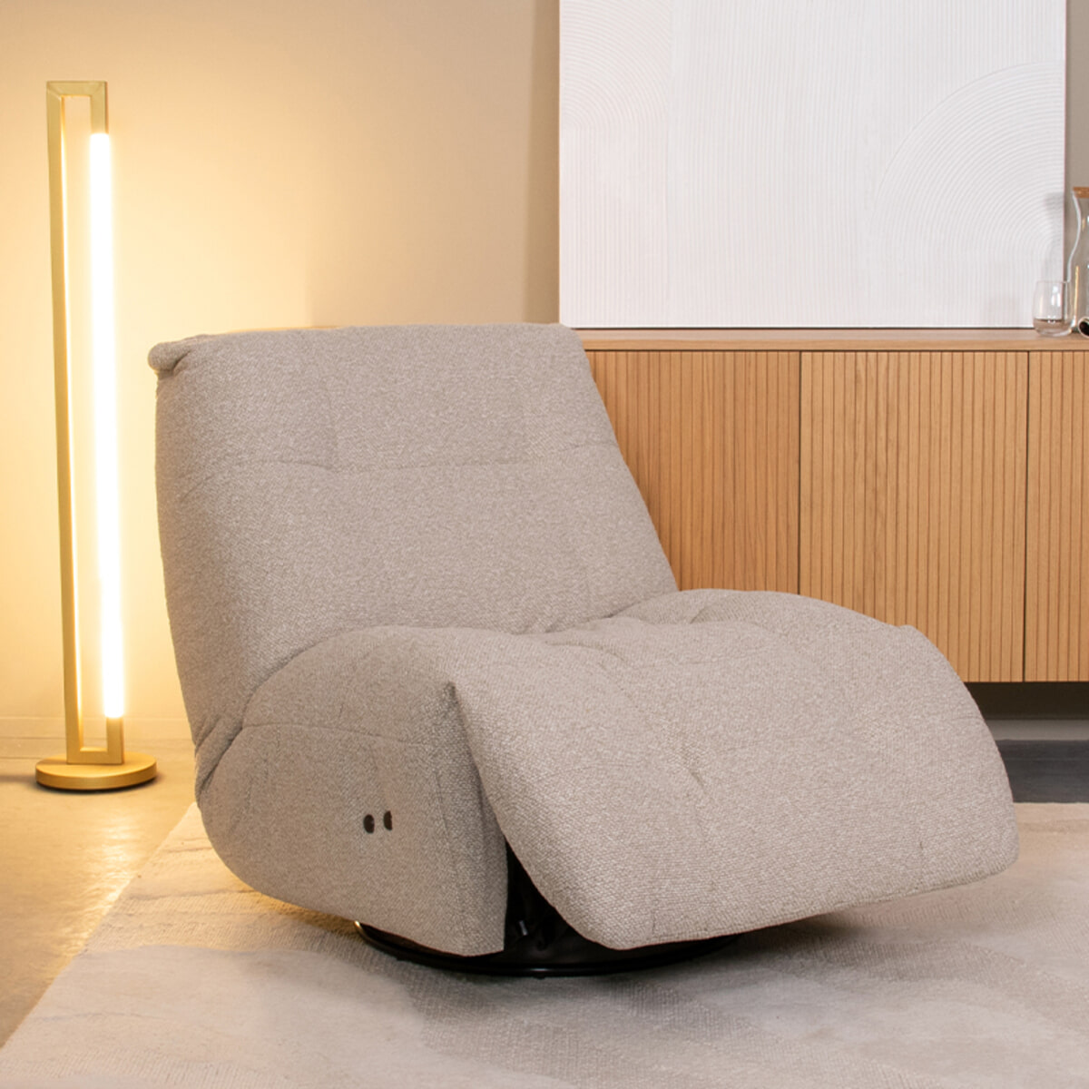 LABEL51 Relaxfauteuil 'Relax & Recharge' Bouclé, elektrisch verstelbaar met accu
