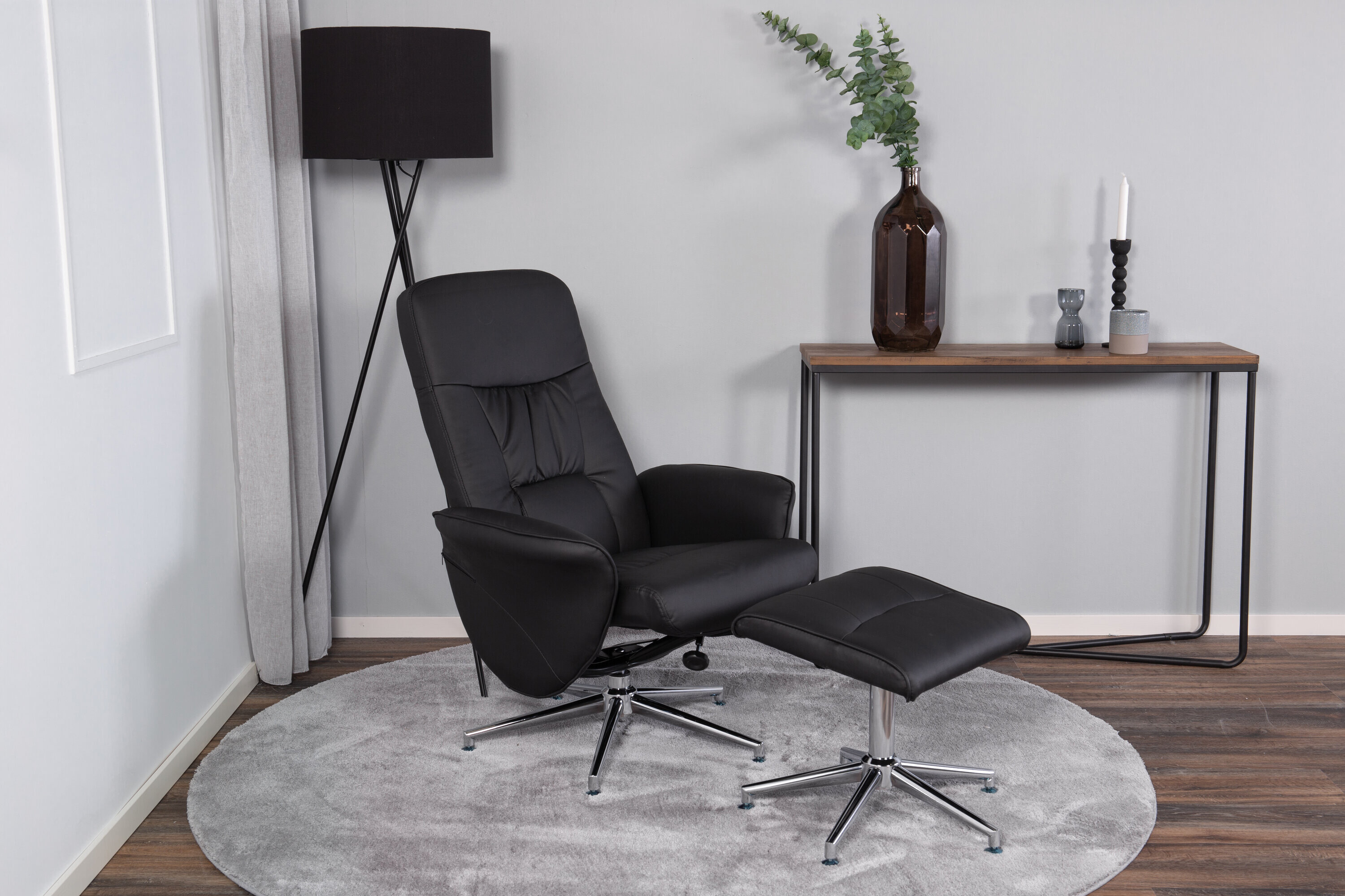 Nohr Verstelbare Fauteuil 'Kierstan' Met voetenbank, Lederlook, kleur Zwart