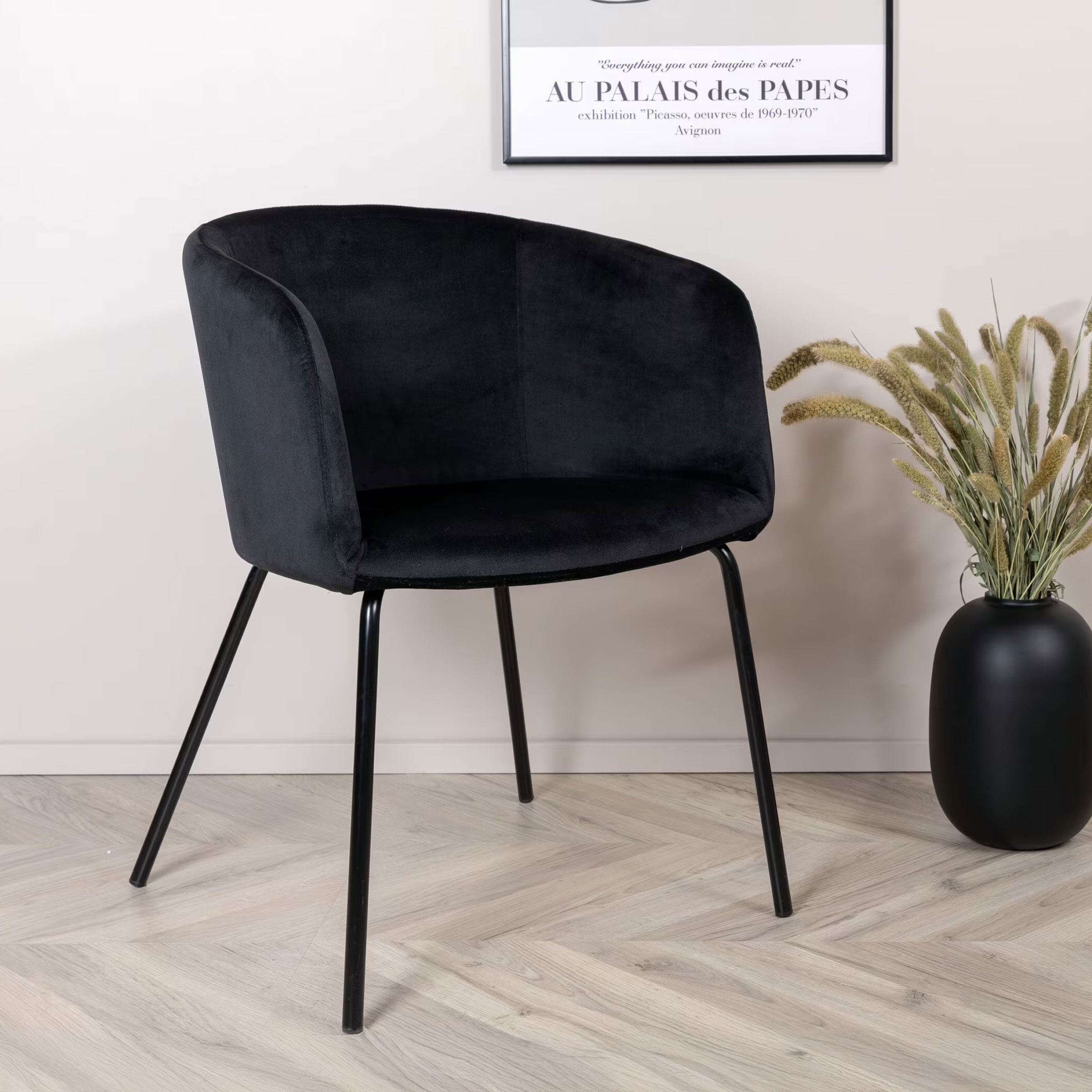 Nohr Eetkamerstoel 'Karna' Velvet, kleur Zwart