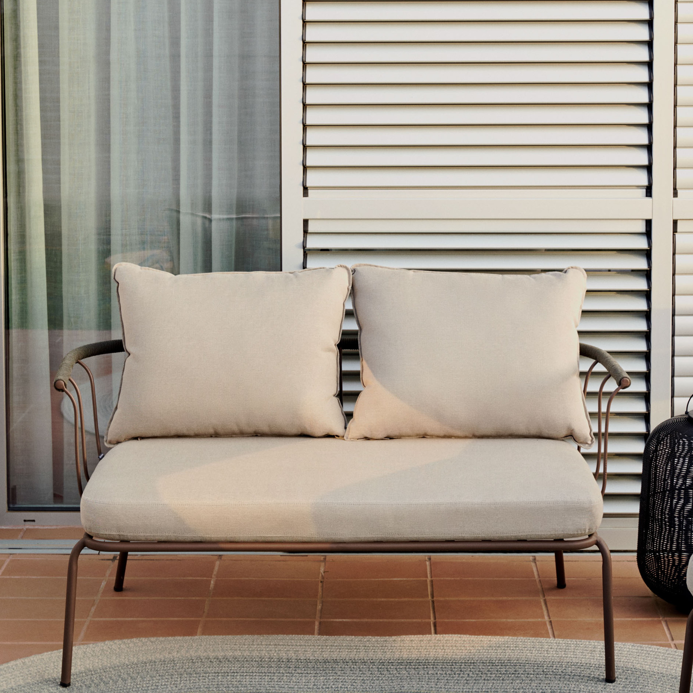 Kave Home 2-zits Loungebank Salguer Gevlochten touw en staal - Beige