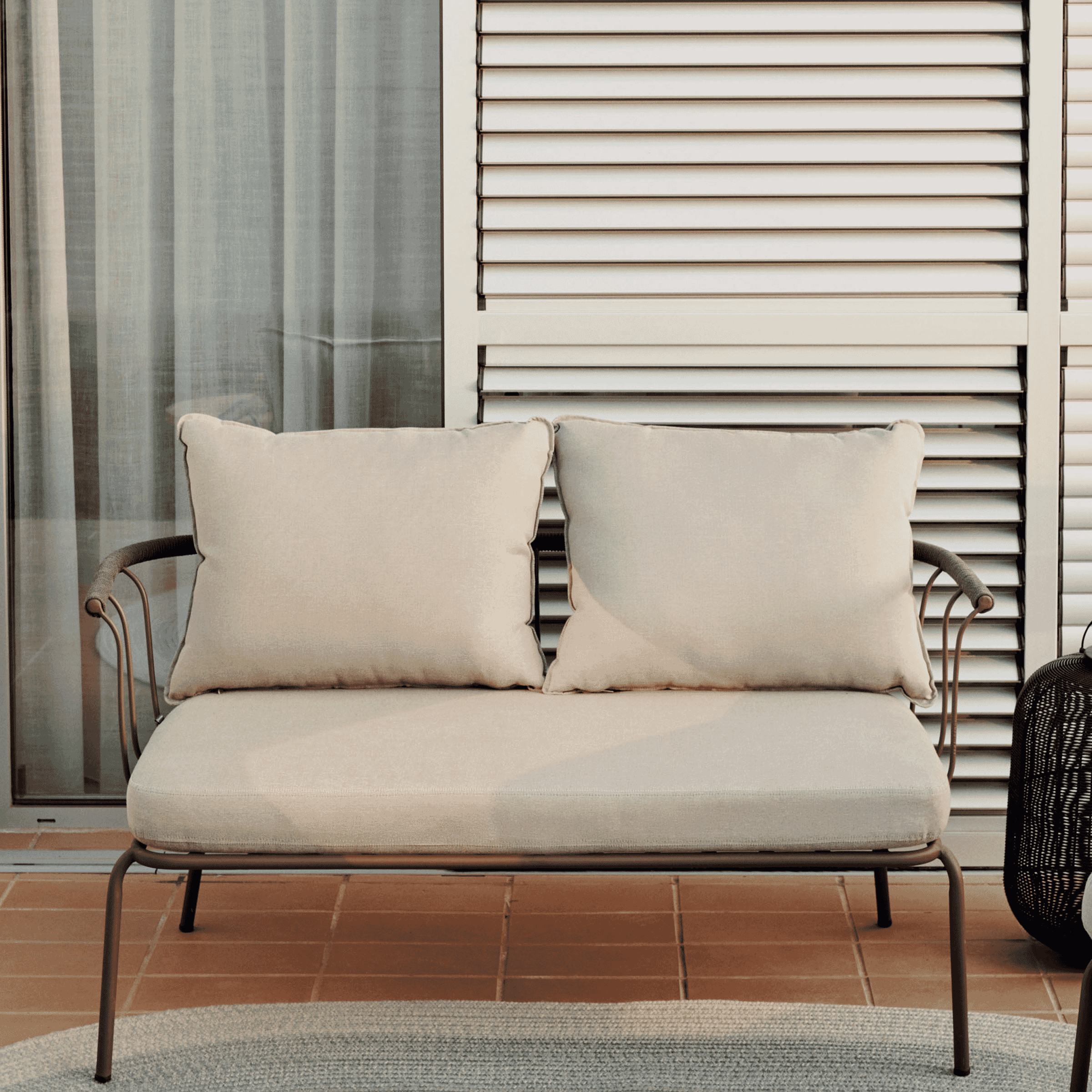 Kave Home 2-zits Loungebank Salguer Gevlochten touw en staal - Beige