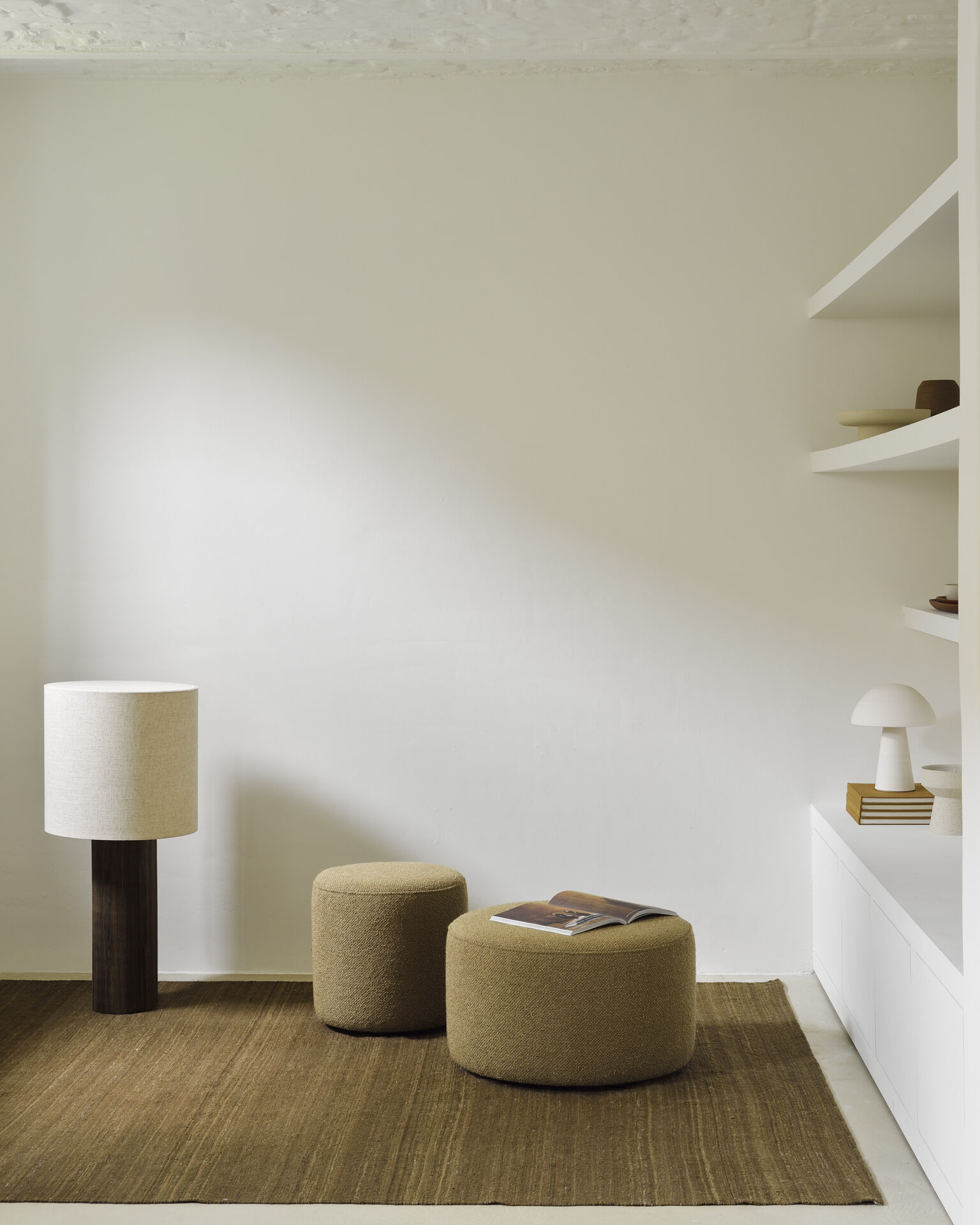 Ethnicraft Poef 'Barrow' 60cm, Structuurstof, kleur Ginger