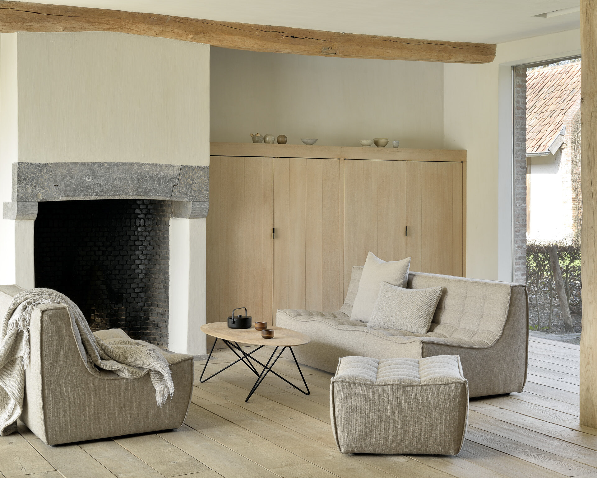 Ethnicraft Hocker 'N701' 70 x 70cm, kleur Beige