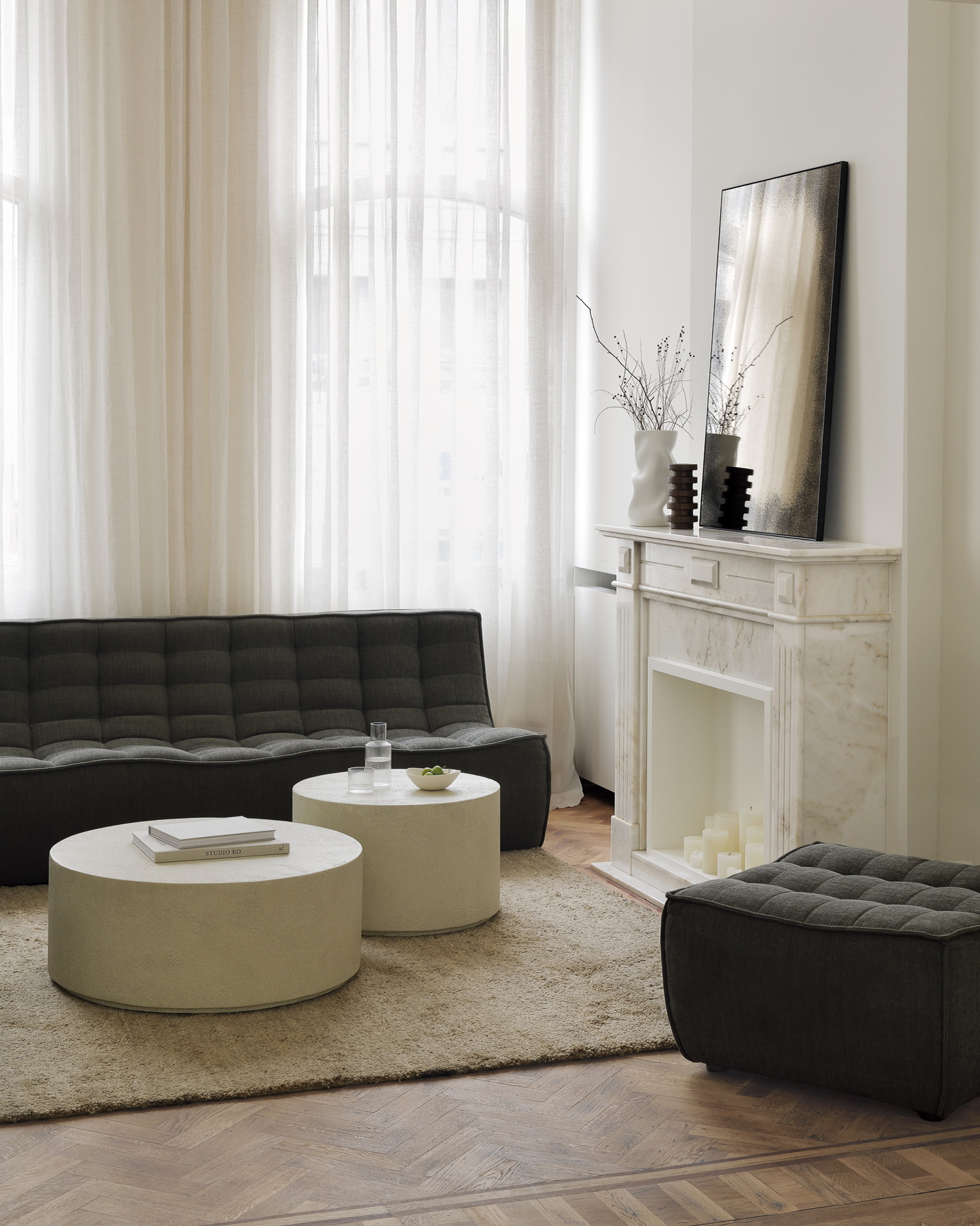 Ethnicraft Ronde Salontafel 'Elements' Microcement, 80cm, kleur Off White