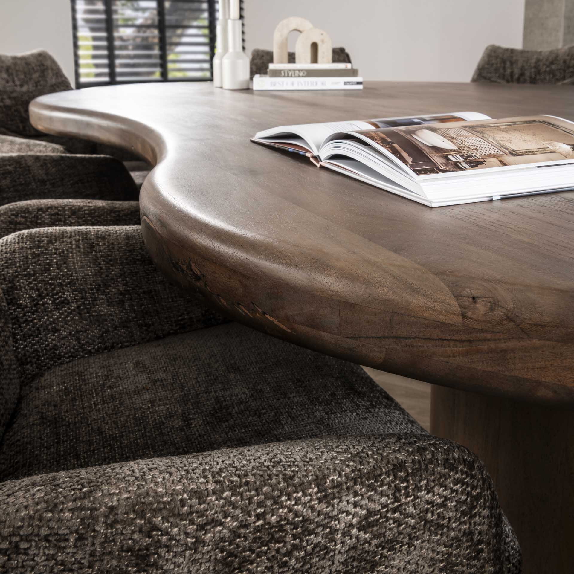 LifestyleFurn Organische Eettafel 'Cortina' Acaciahout, 244 x 165cm