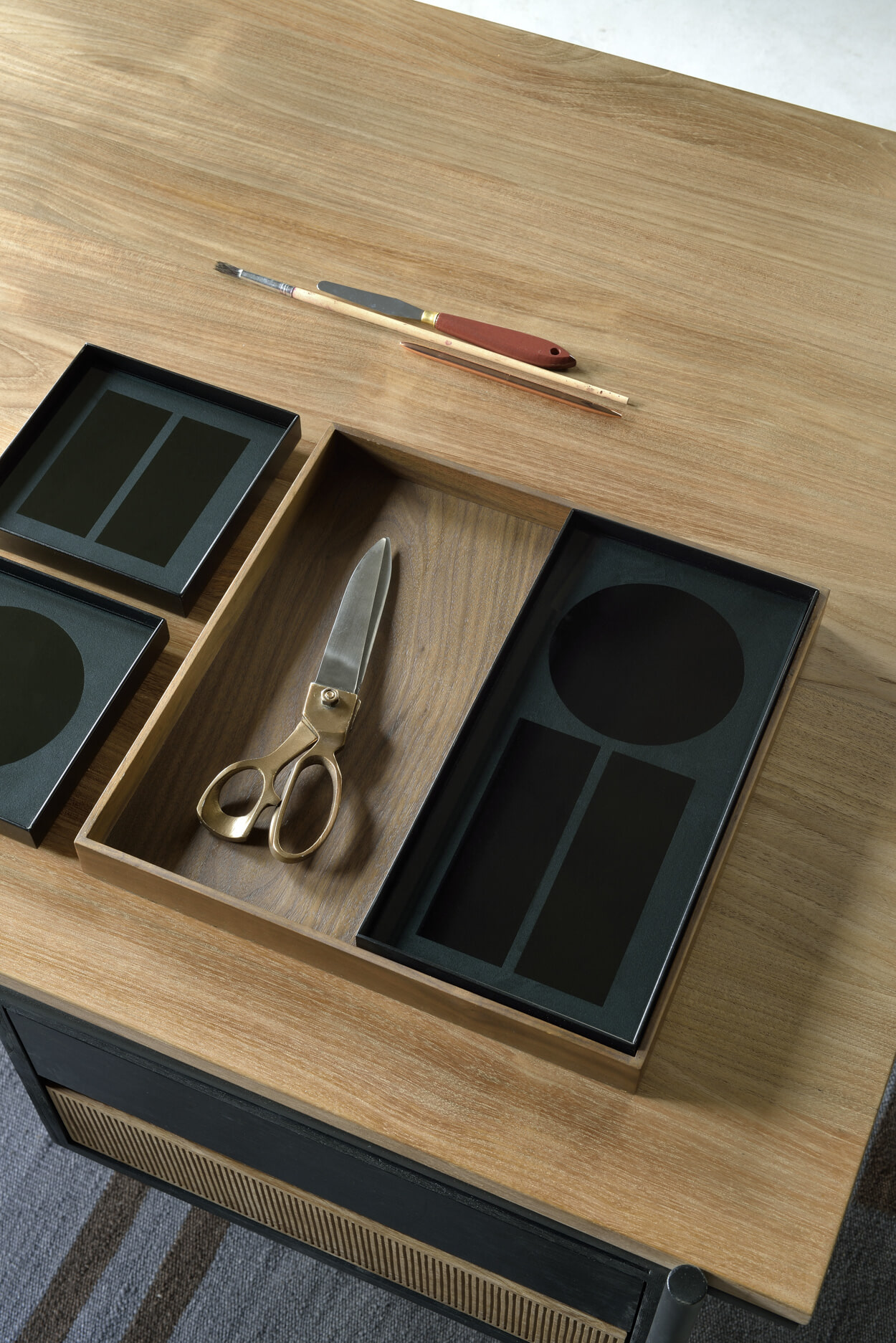 Ethnicraft Bureau organizer 'Classics' 33 x 33cm