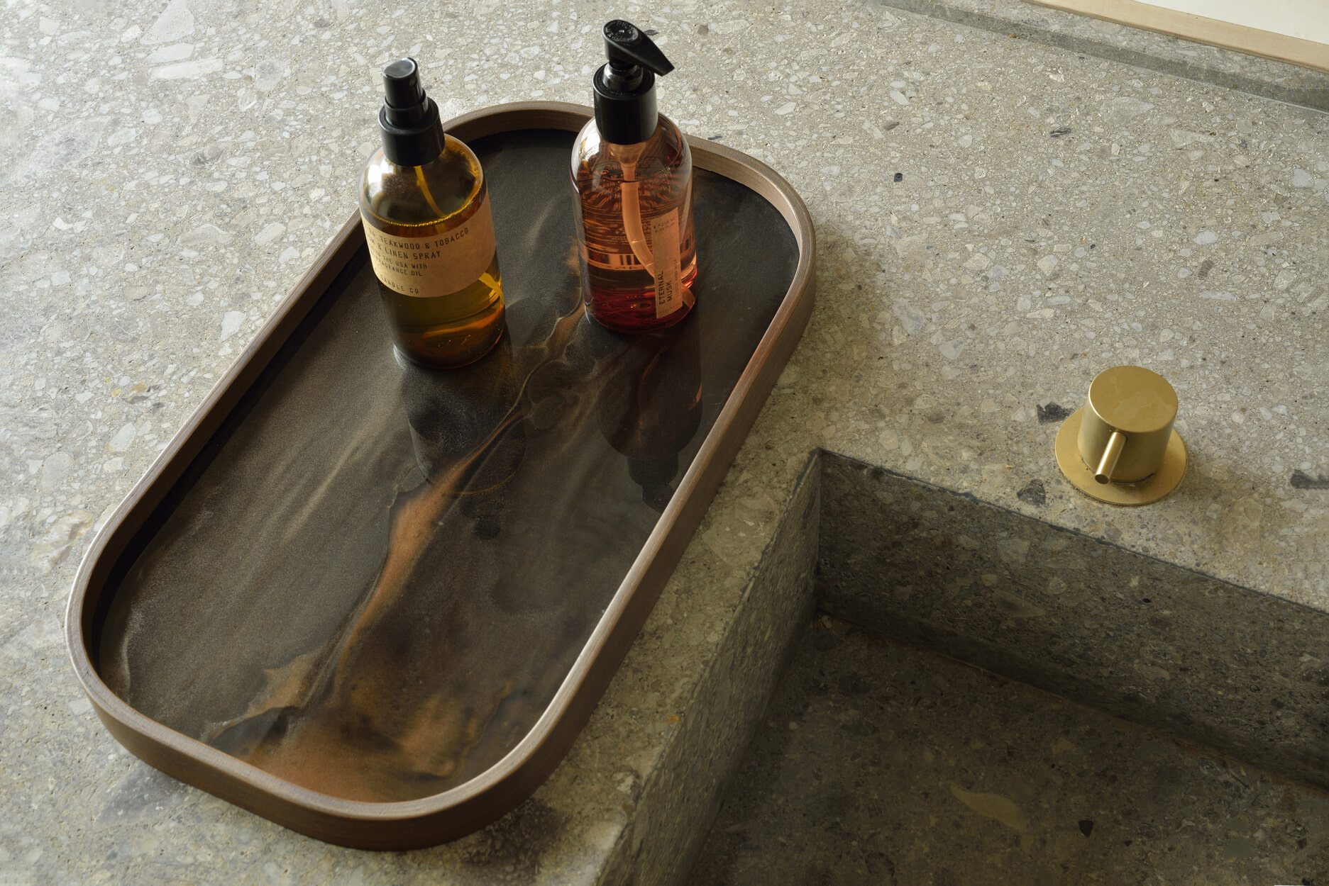 Ethnicraft Dienblad 'Linear Flow' 42 x 24cm, kleur Brons