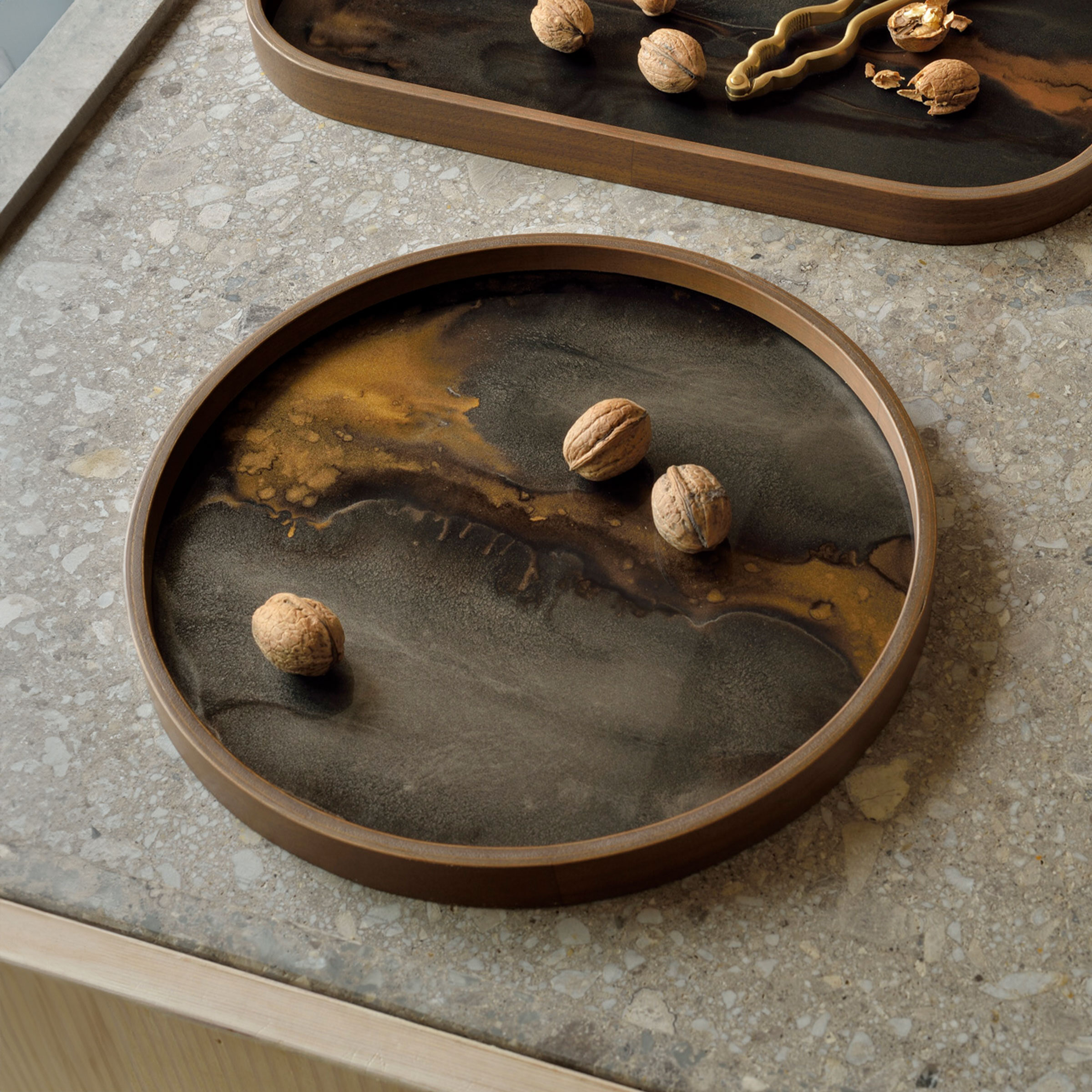 Ethnicraft Rond Dienblad 'Linear Flow' kleur Brons