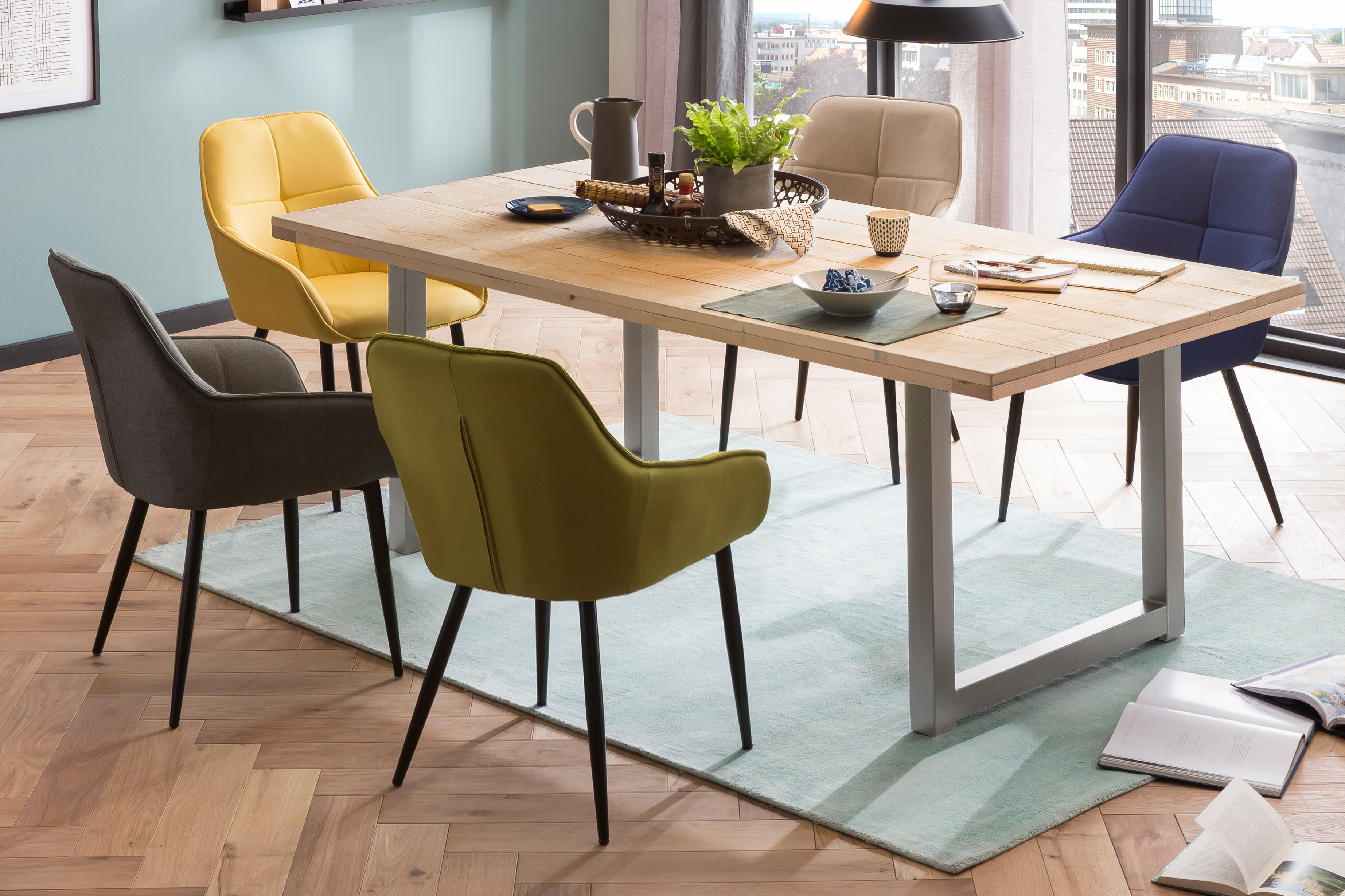 Artistiq Eettafel 'Alyne' Met zilveren U-poot, Mangohout, 180 x 100cm
