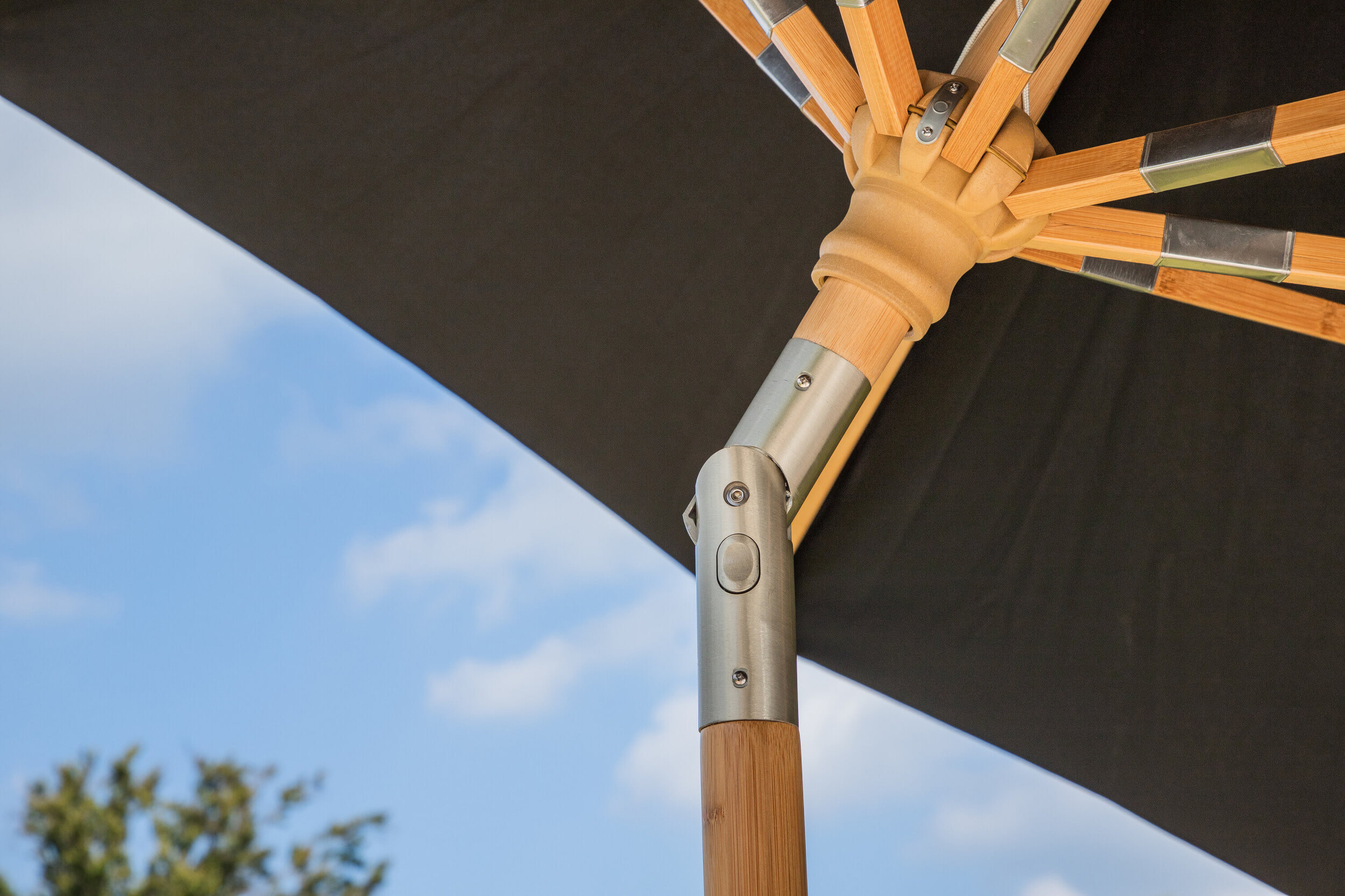 Nohr Parasol 'Genese' 270cm, kleur Zwart