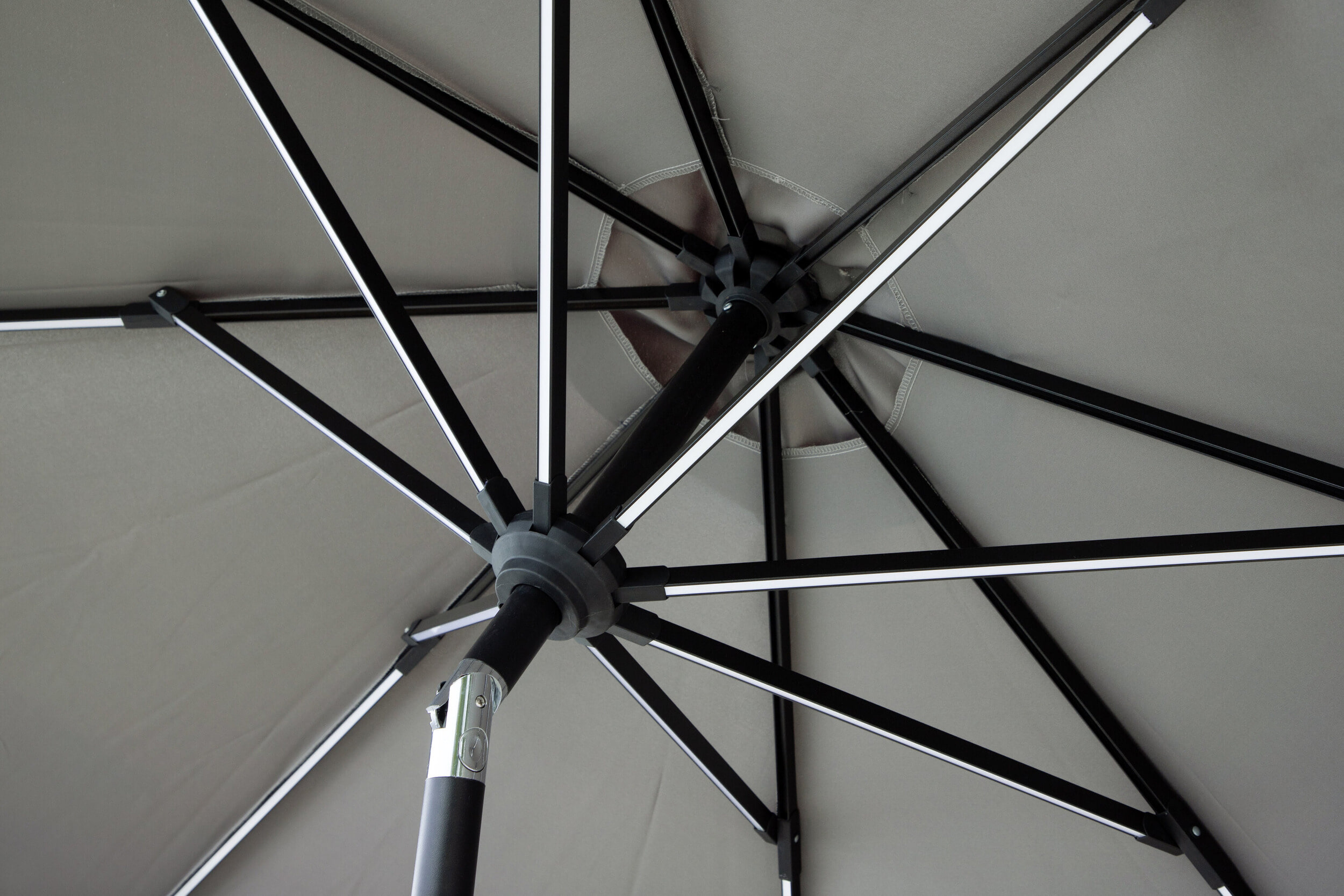 Nohr Parasol 'Bryttany' LED, 270cm, kleur Grijs
