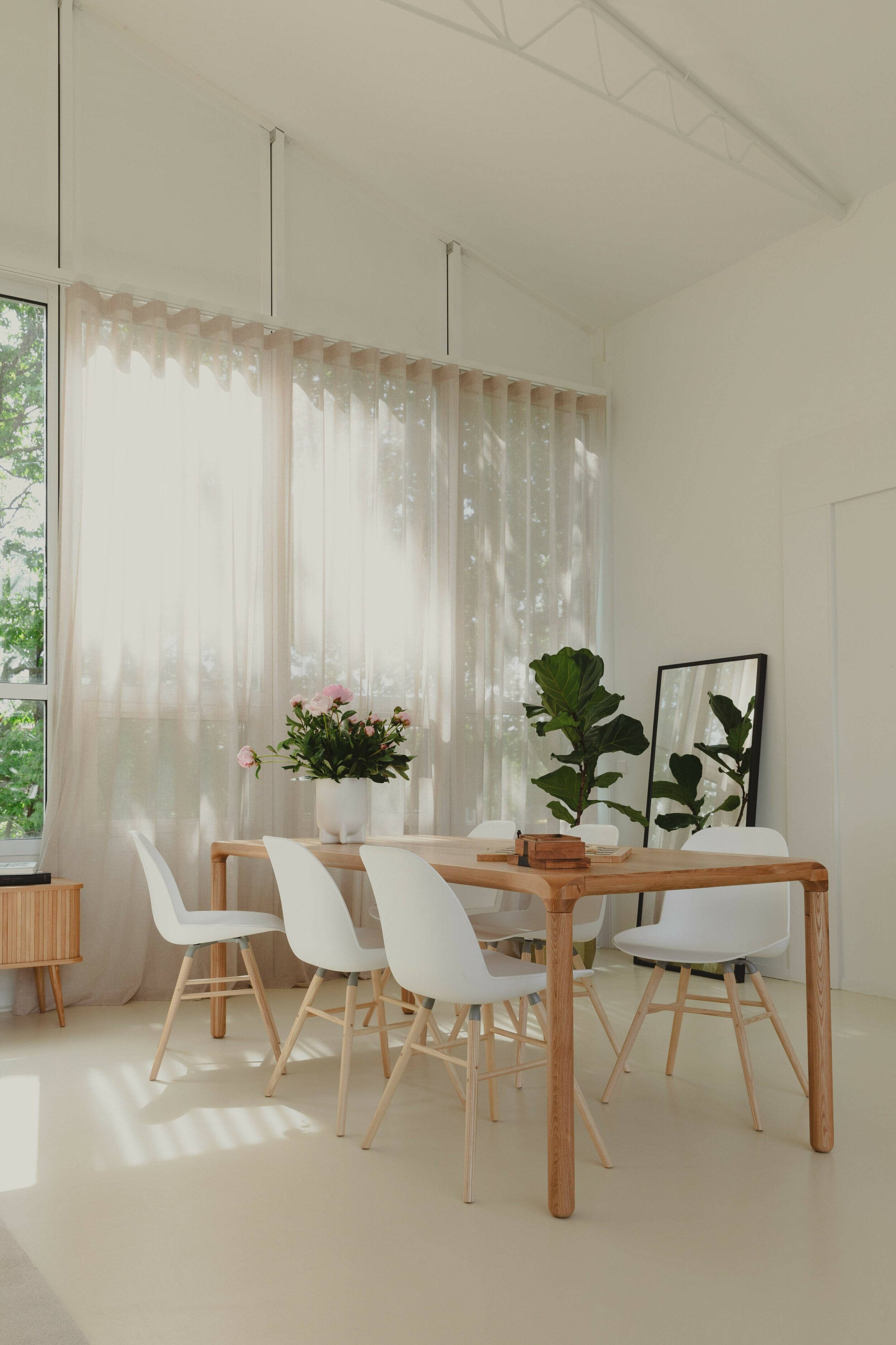 Zuiver Eettafel 'Storm' Essenhout, 220 x 90cm, kleur Naturel