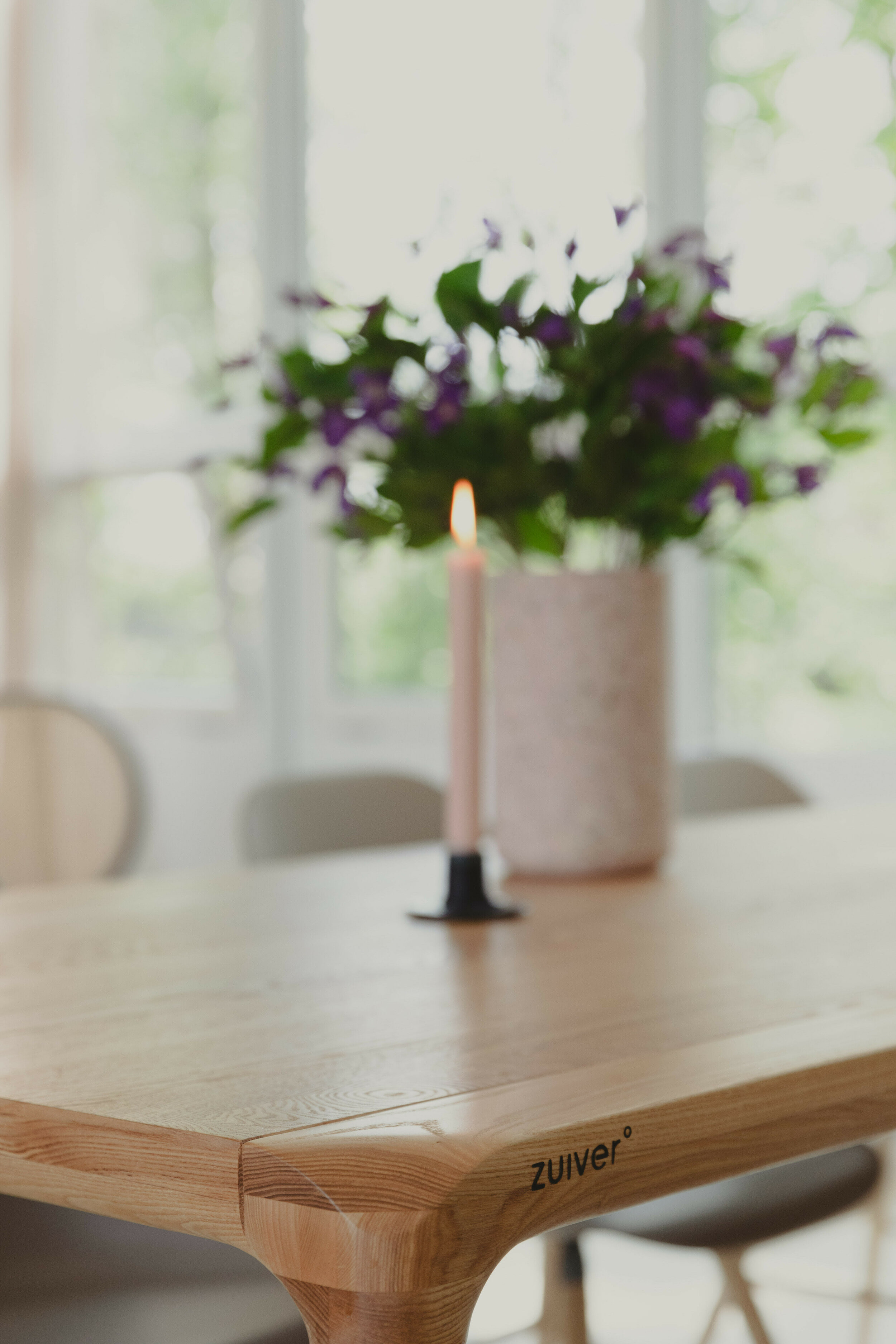 Zuiver Eettafel 'Storm' Essenhout, 220 x 90cm, kleur Naturel