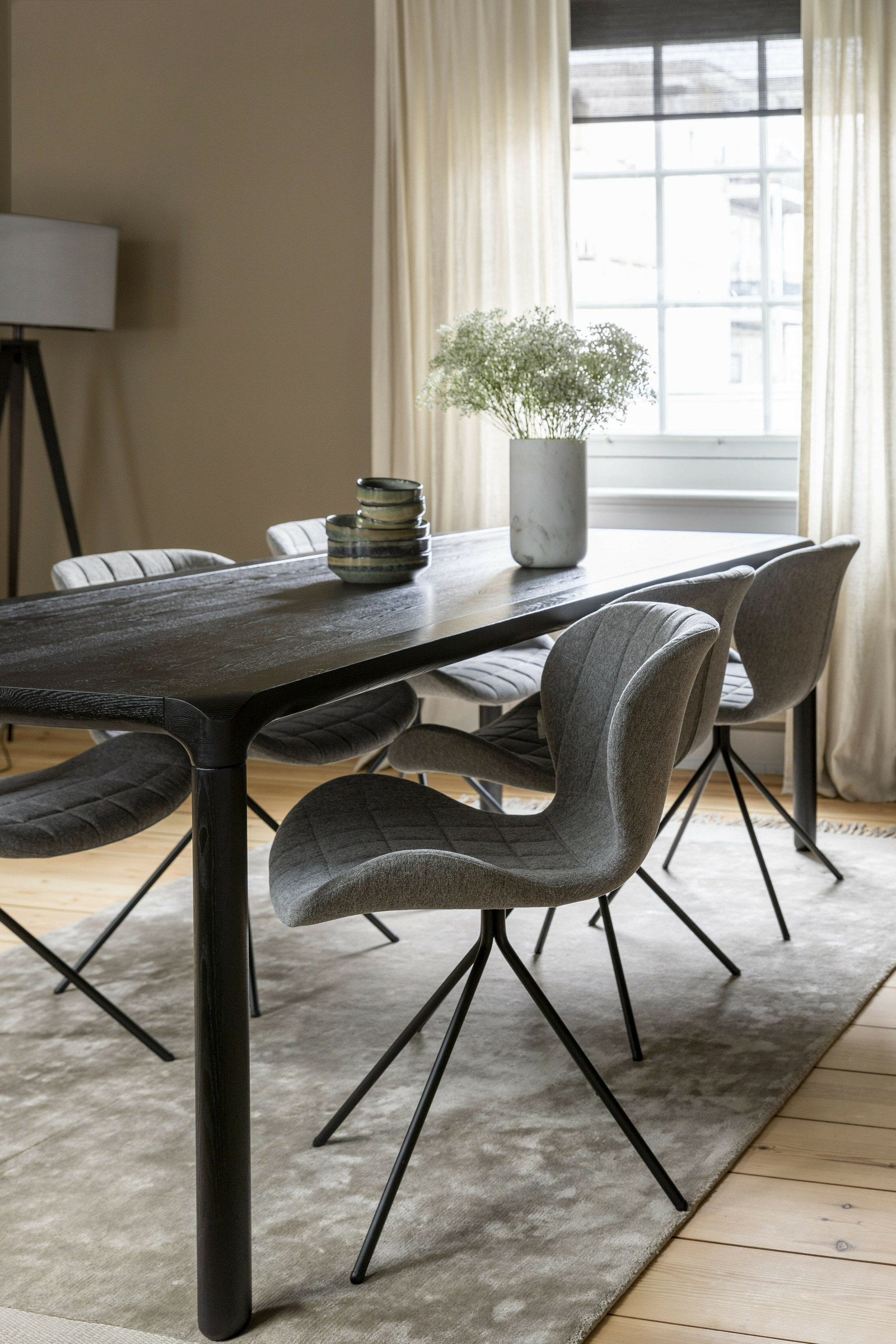 Zuiver Eettafel 'Storm' Essenhout, 180 x 90cm, kleur Zwart