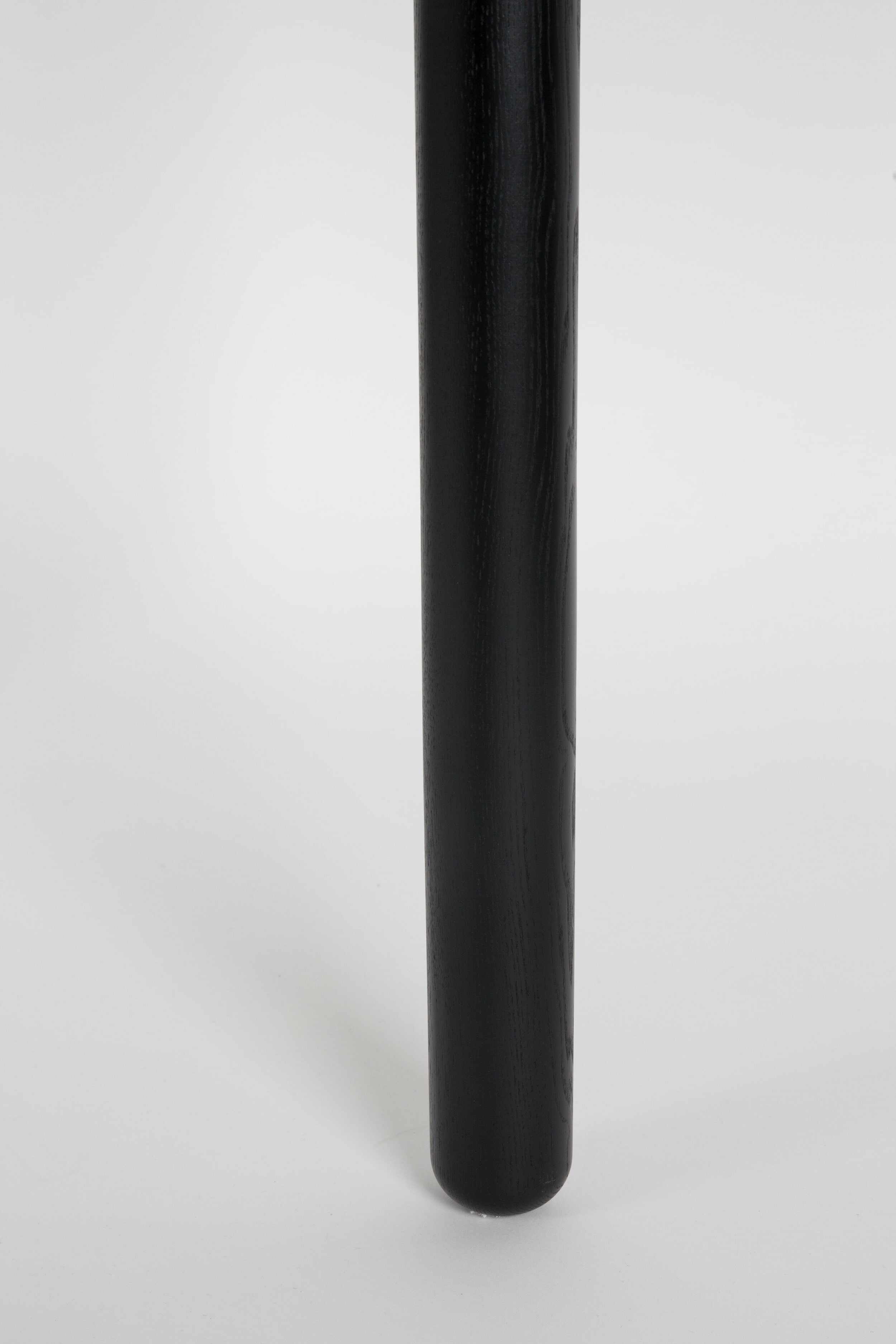 Zuiver Eettafel 'Storm' Essenhout, 220 x 90cm, kleur Zwart