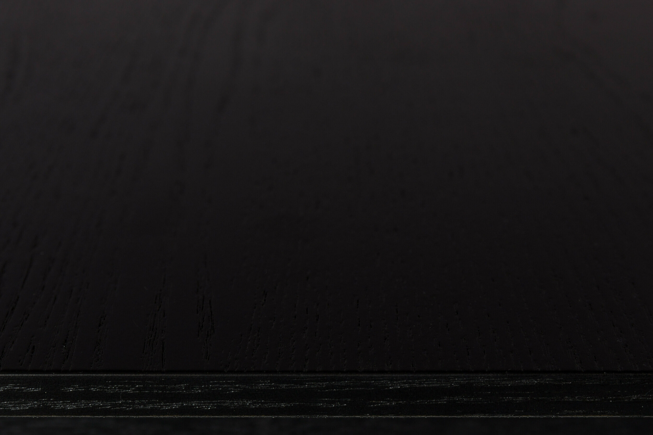 Zuiver Uitschuifbare Eettafel 'Glimps' Essenhout, 120-162 x 80cm, kleur Zwart