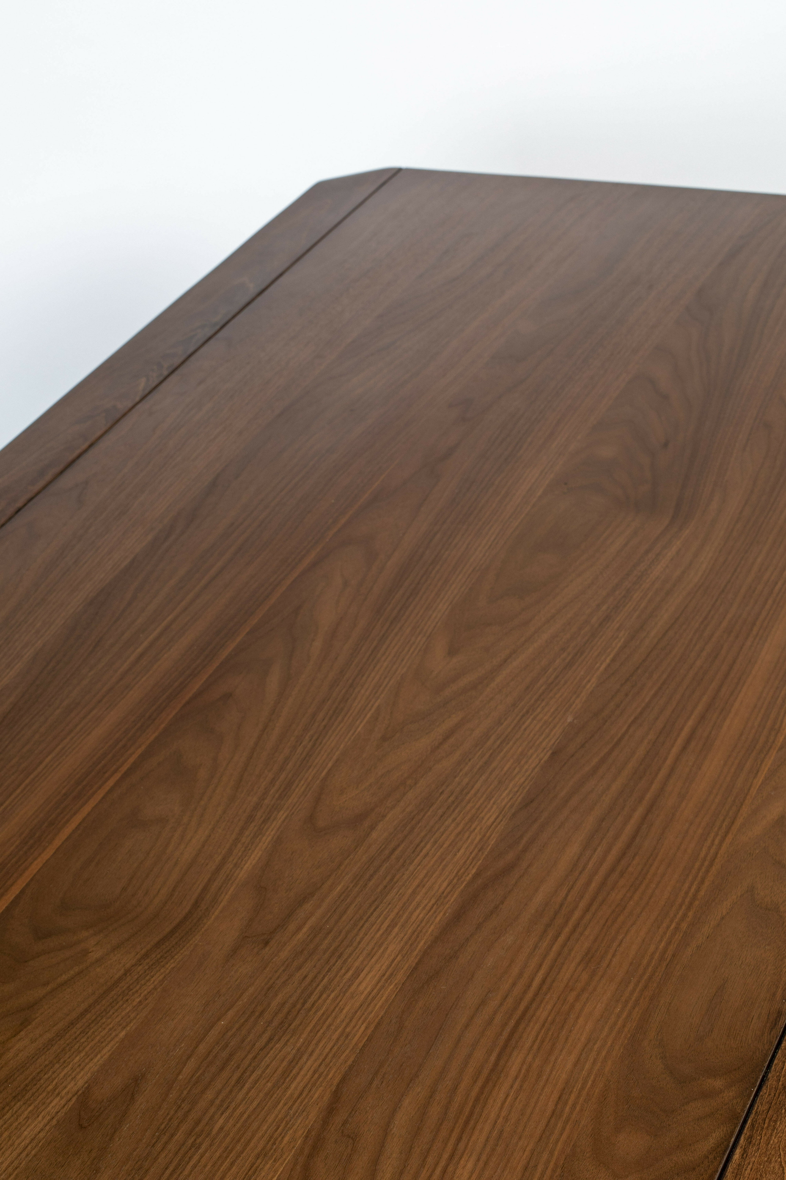 Zuiver Eettafel 'Storm' Essenhout, 220 x 90cm, kleur Walnoot