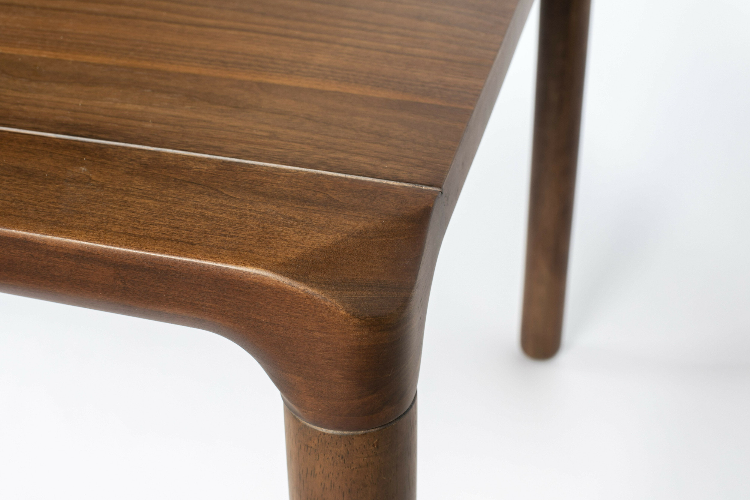Zuiver Eettafel 'Storm' Essenhout, 220 x 90cm, kleur Walnoot