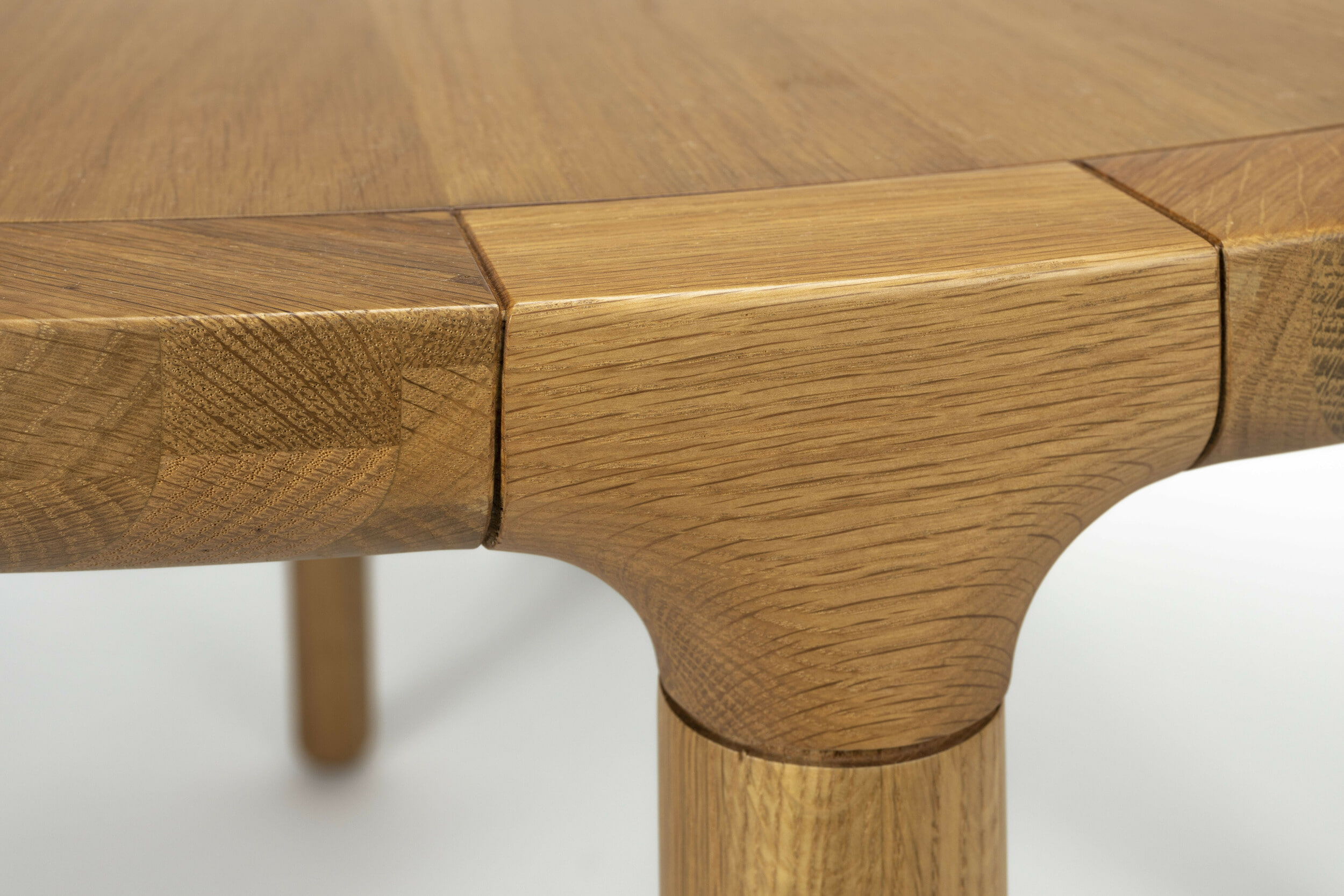 Zuiver Ronde Eettafel 'Storm' Eikenhout, 128cm, kleur Naturel