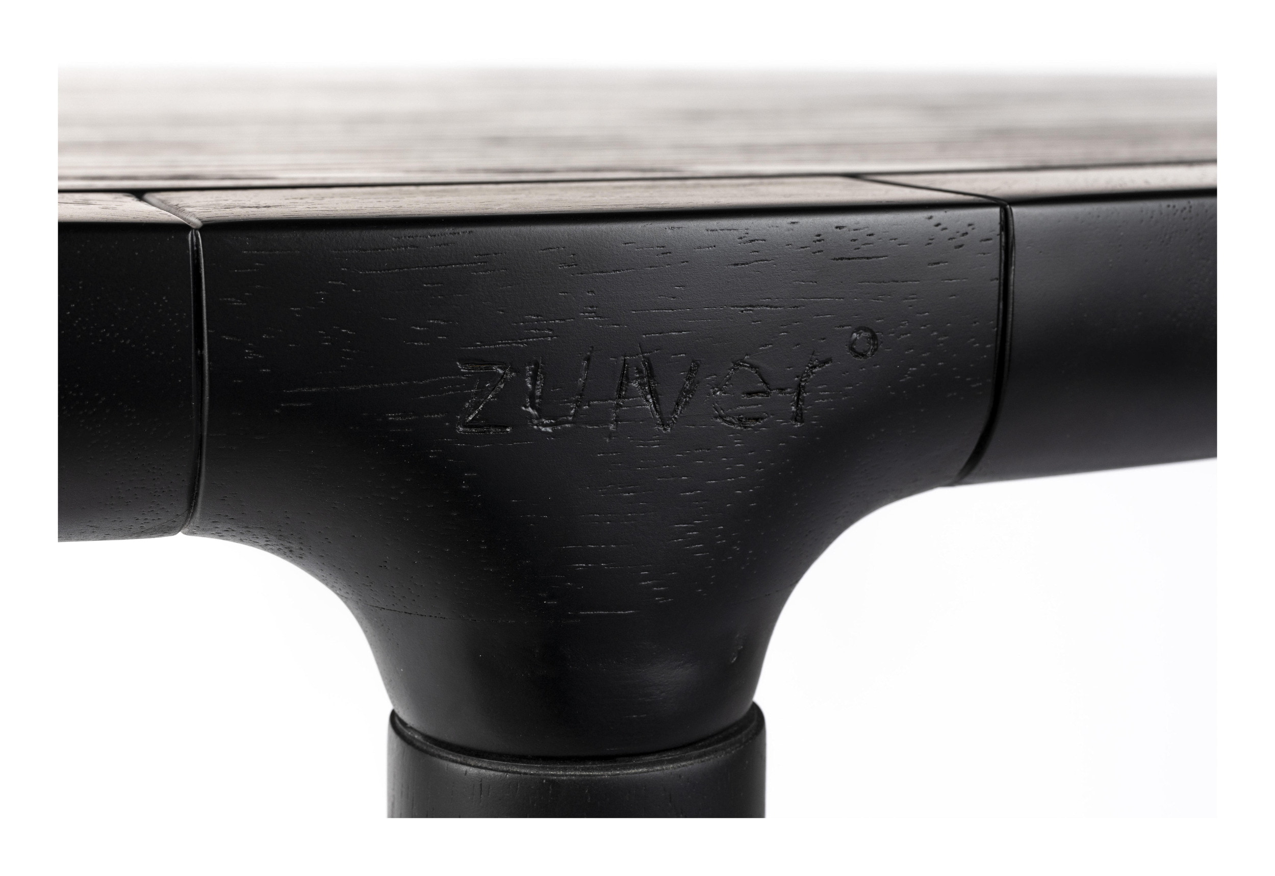 Zuiver Ronde Eettafel 'Storm' Essenhout, 128cm, kleur Zwart