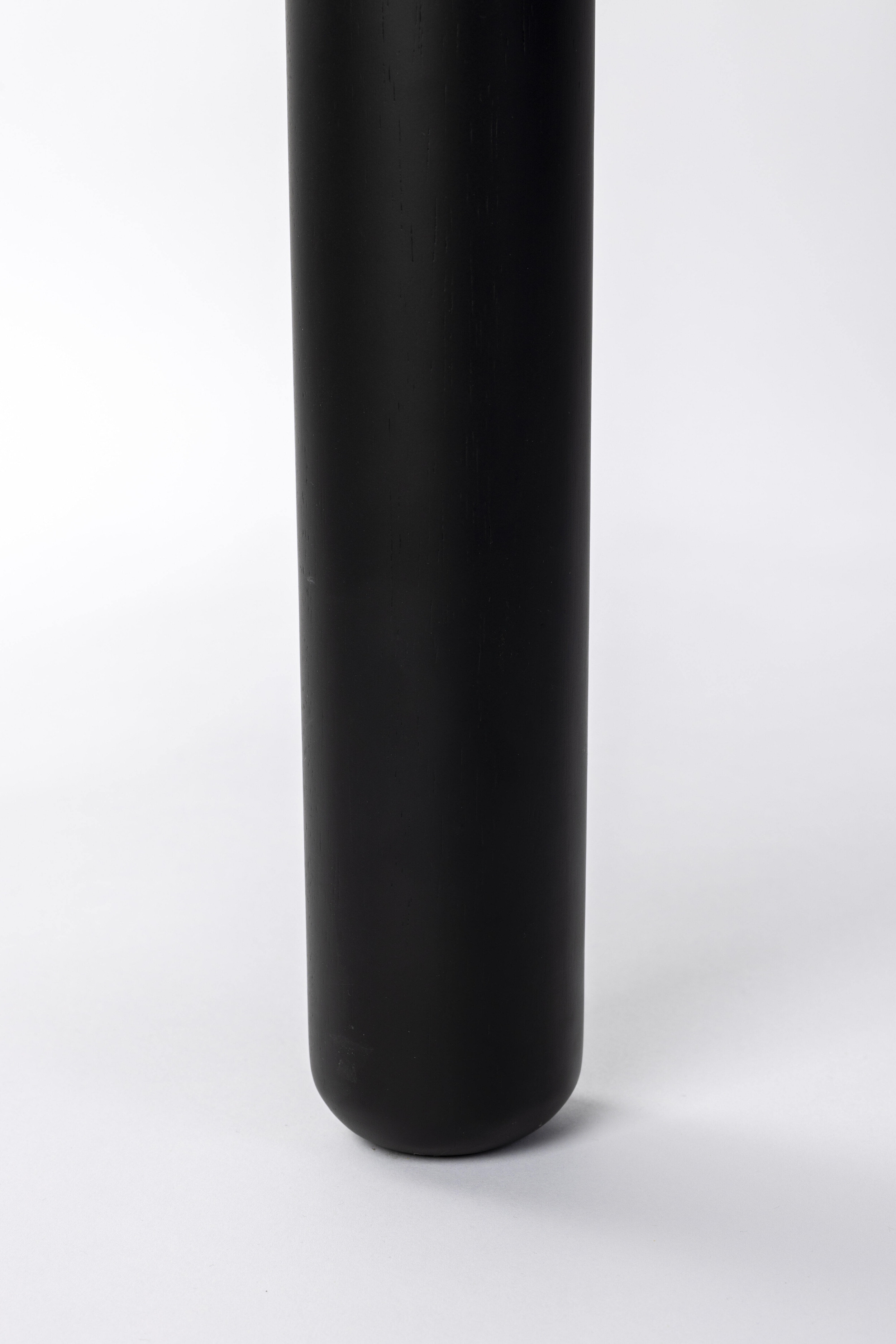 Zuiver Ronde Eettafel 'Storm' Essenhout, 128cm, kleur Zwart