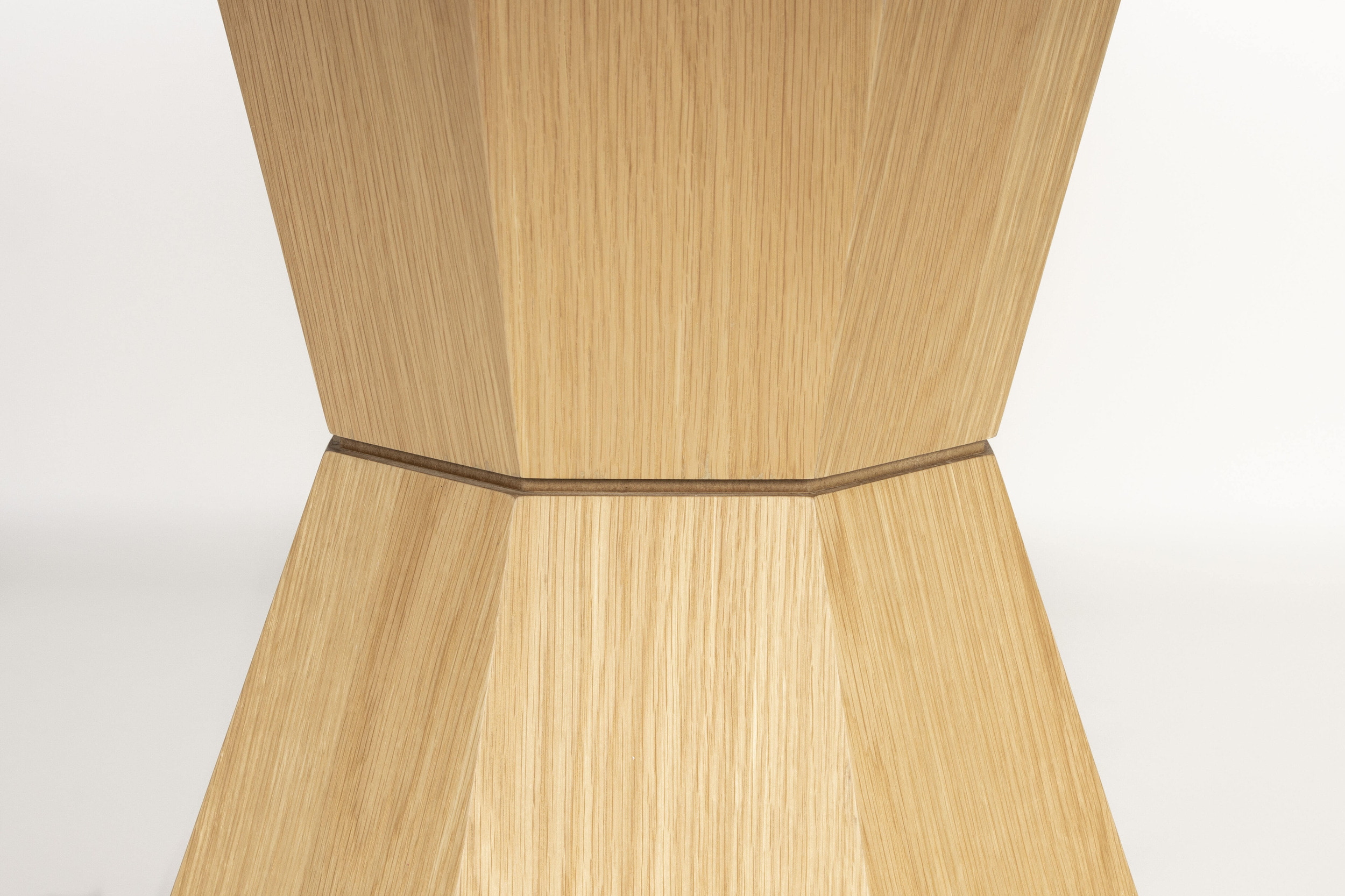 Zuiver Ronde Eettafel 'Lotus' Eikenhout, 120cm