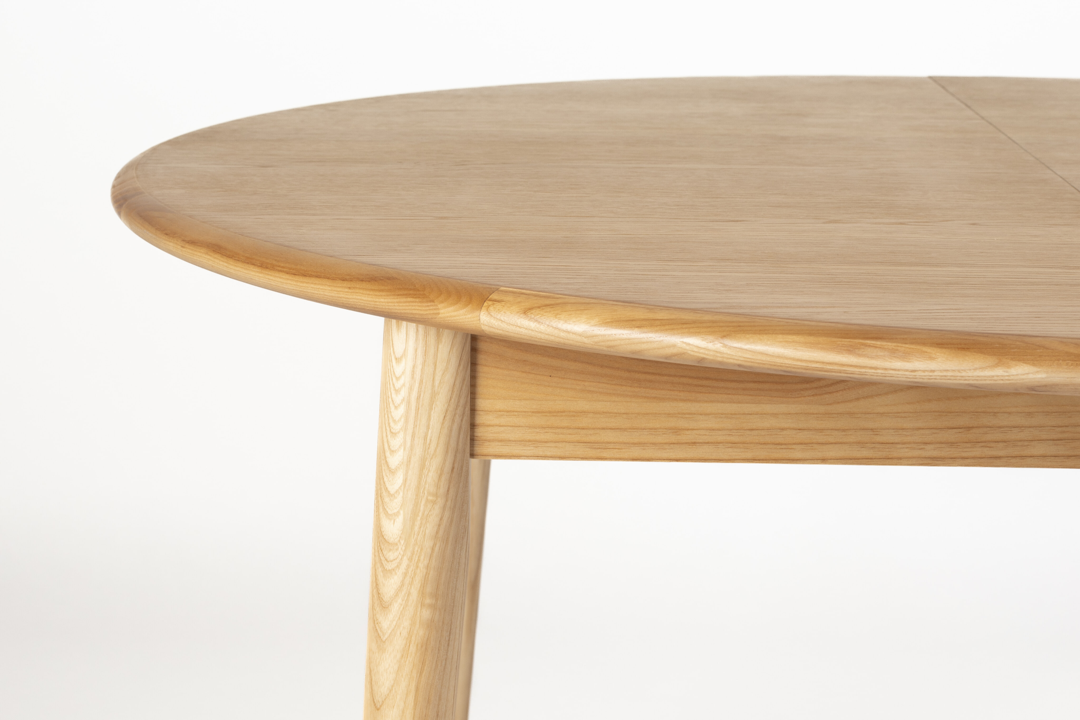 Zuiver Uitschuifbare Ronde Eettafel 'Twist' Eiken, 120-160 x 120cm