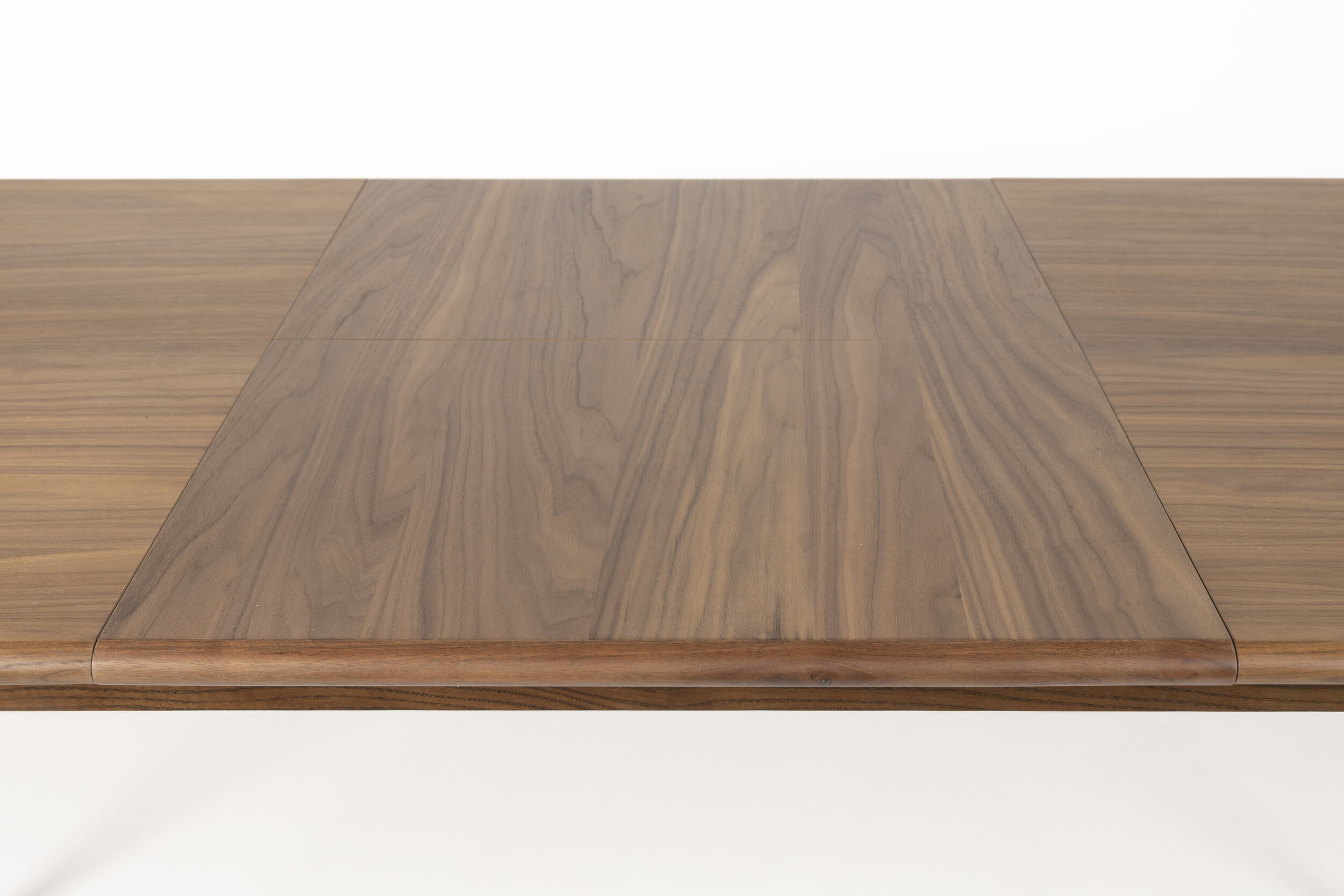 Zuiver Uitschuifbare Ovale Eettafel 'Twist' Walnoot, 185-240 x 90cm