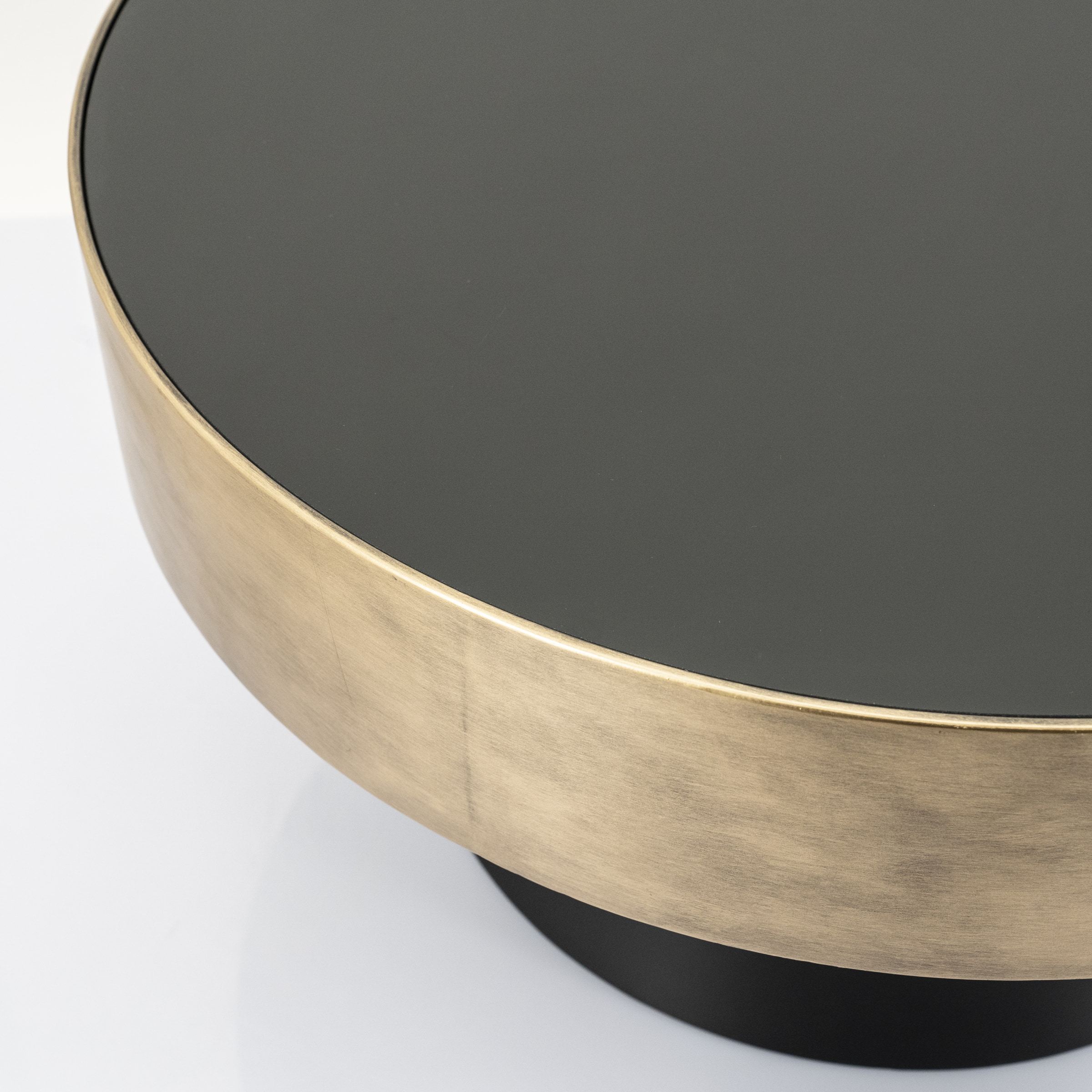 By-Boo Salontafel 'Bunga' 75cm zwart/goud met glazen blad
