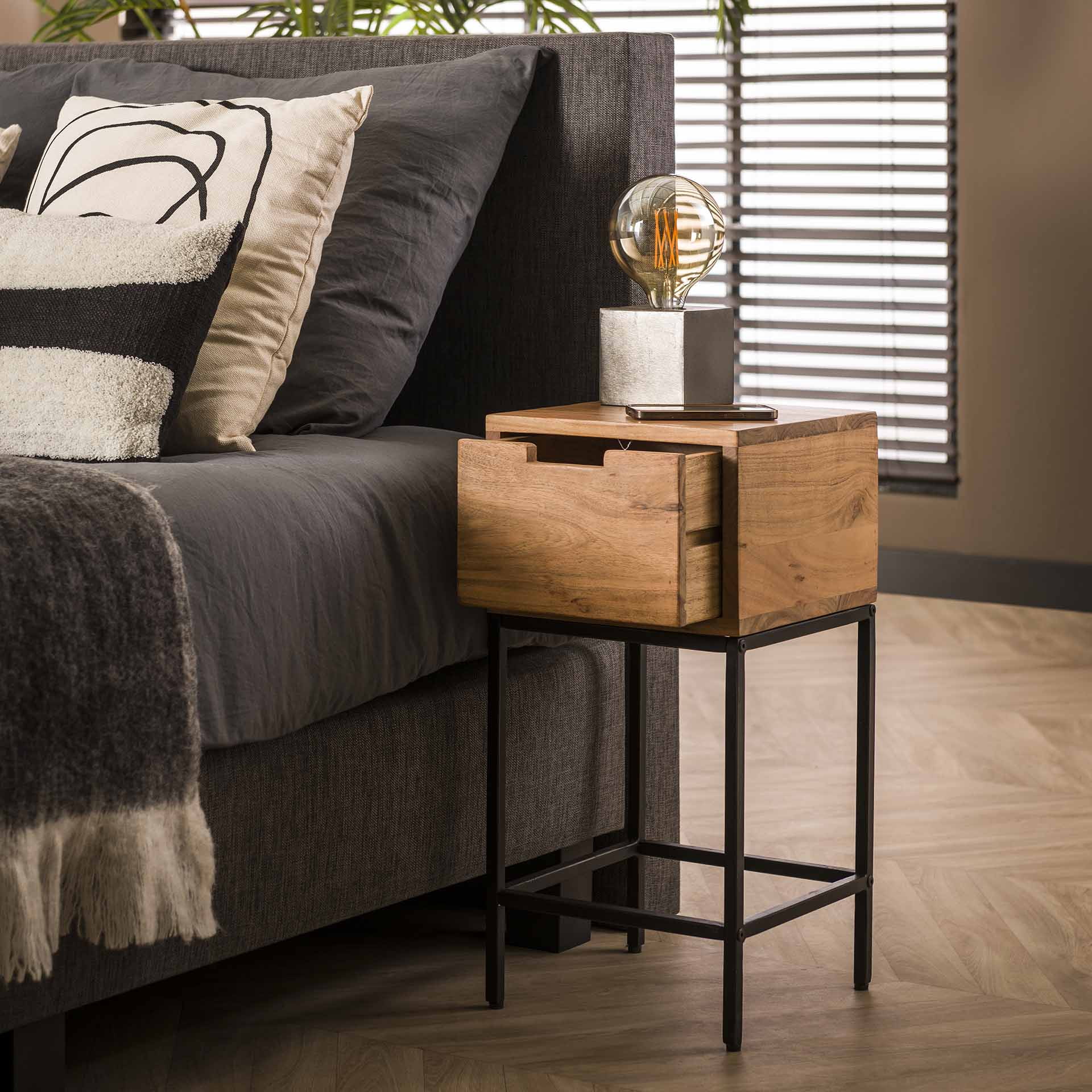 LifestyleFurn Nachtkastje 'Ilsinho' Acaciahout