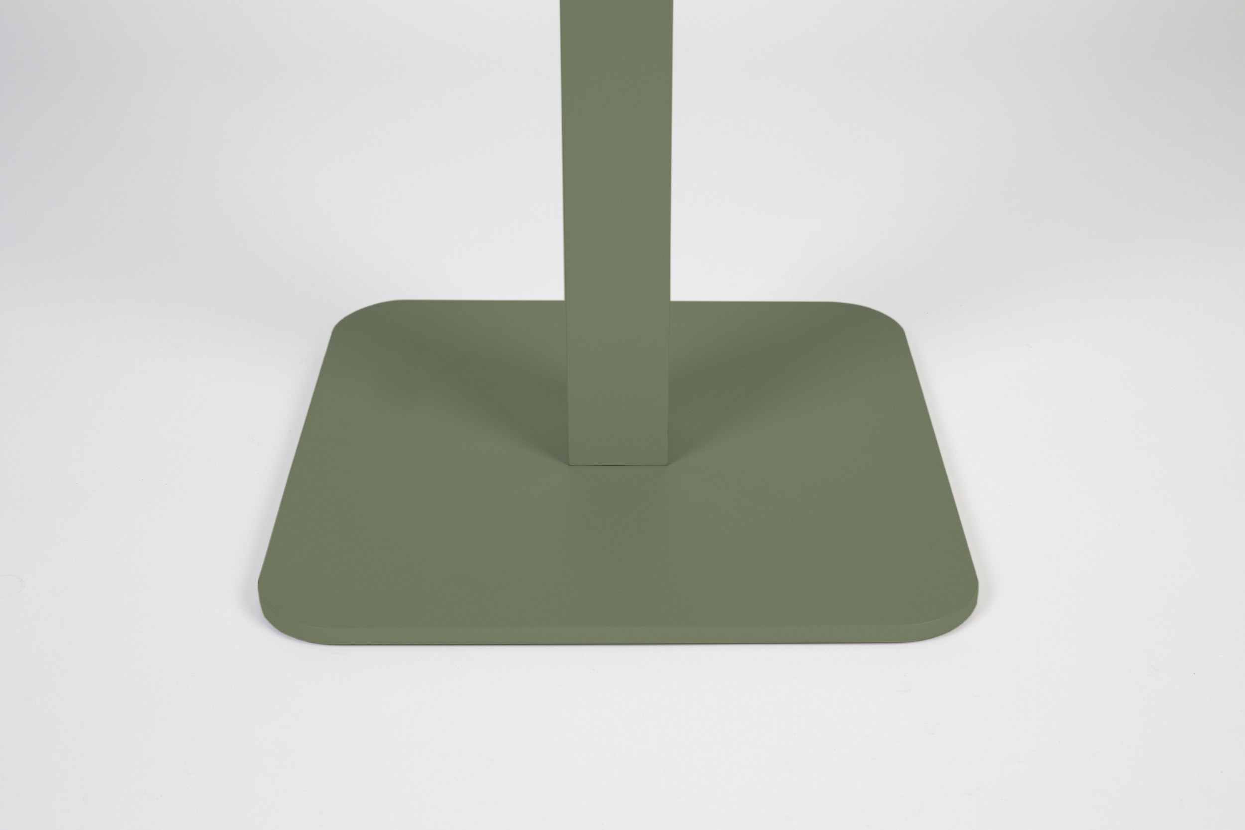 Zuiver Outdoor Bistrotafel 'Vondel' 71 x 71cm, kleur Groen