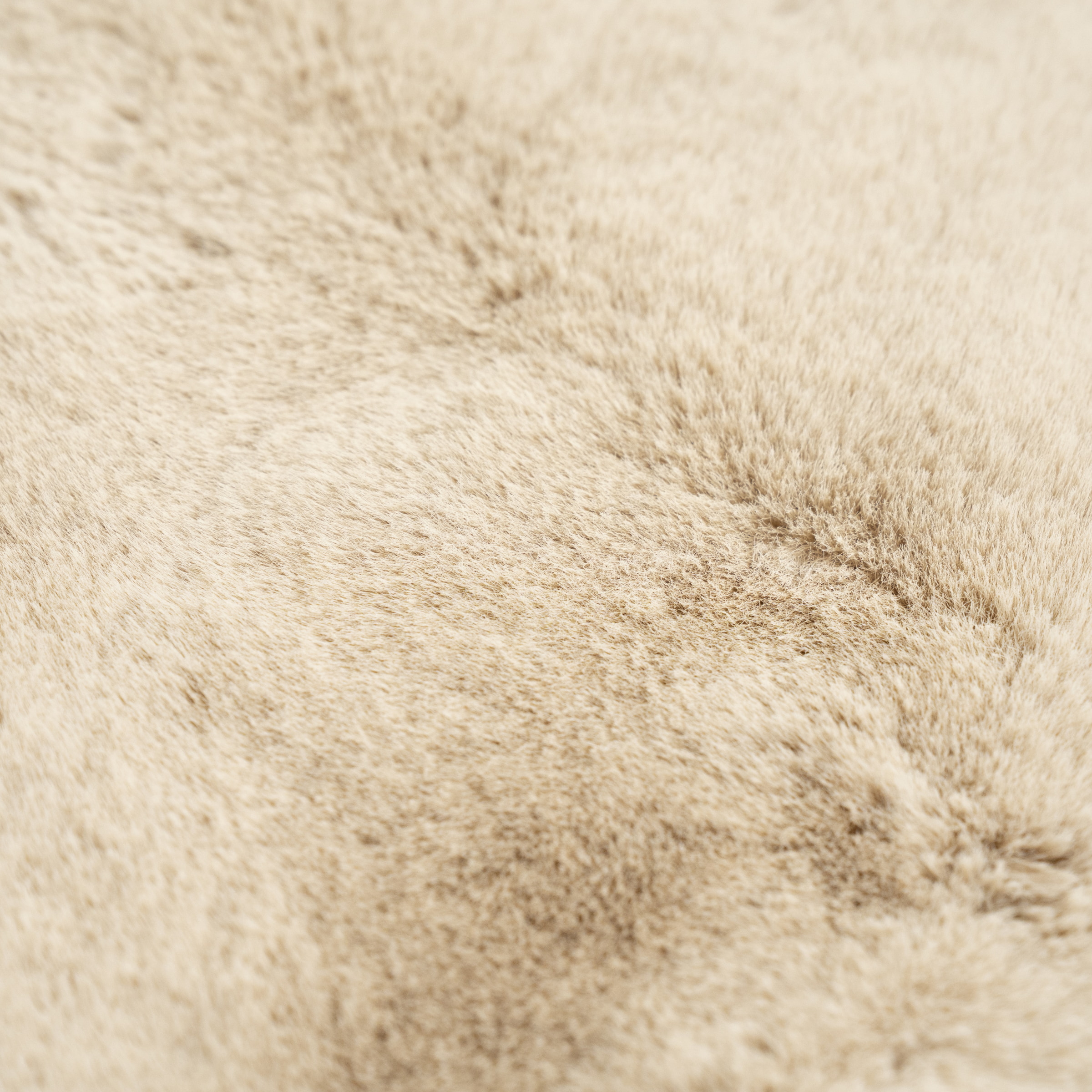 By-Boo Vloerkleed 'Zena' 200 x 290cm, kleur Beige