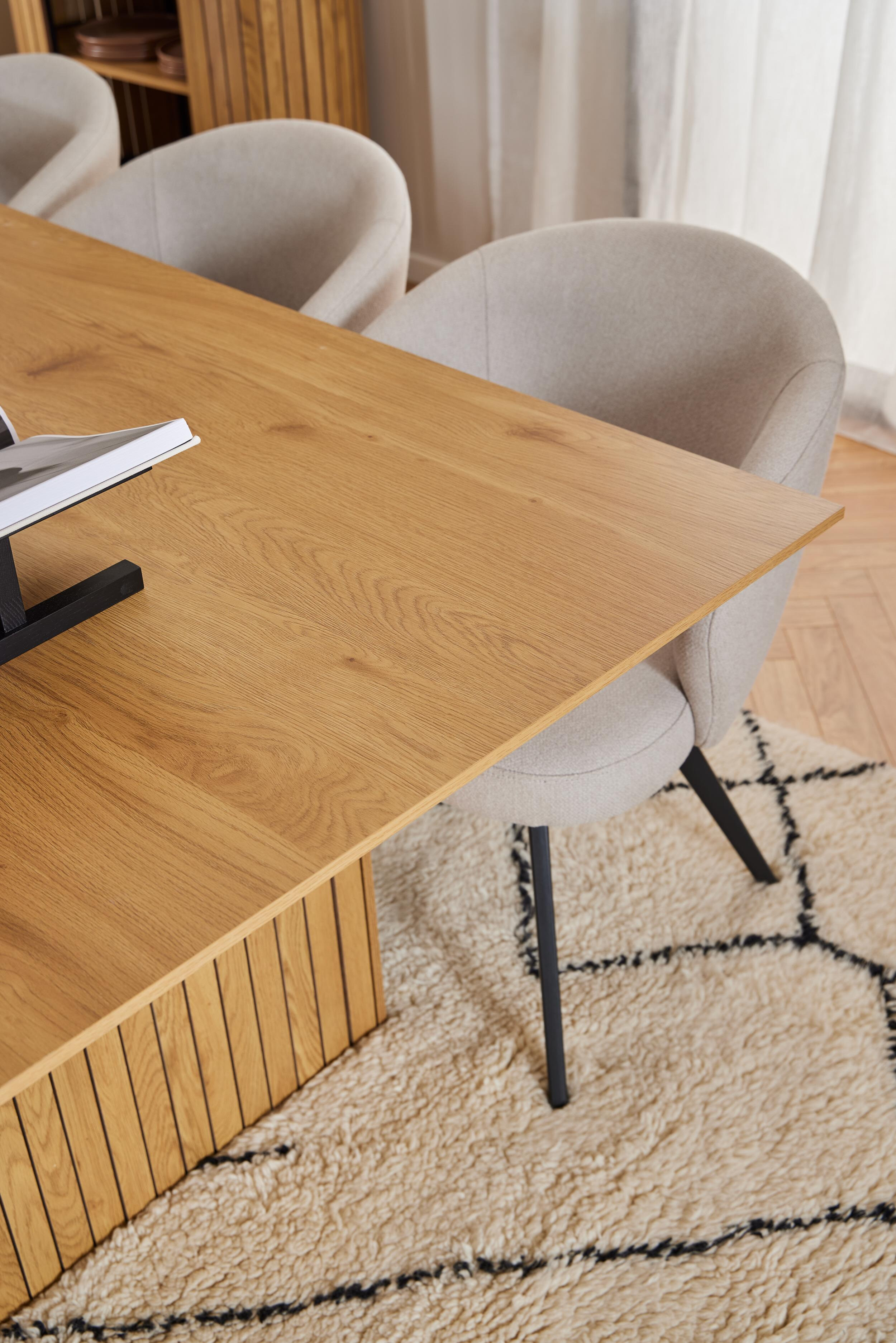 Bendt Eettafel 'Kennia' Eiken, 210 x 100cm