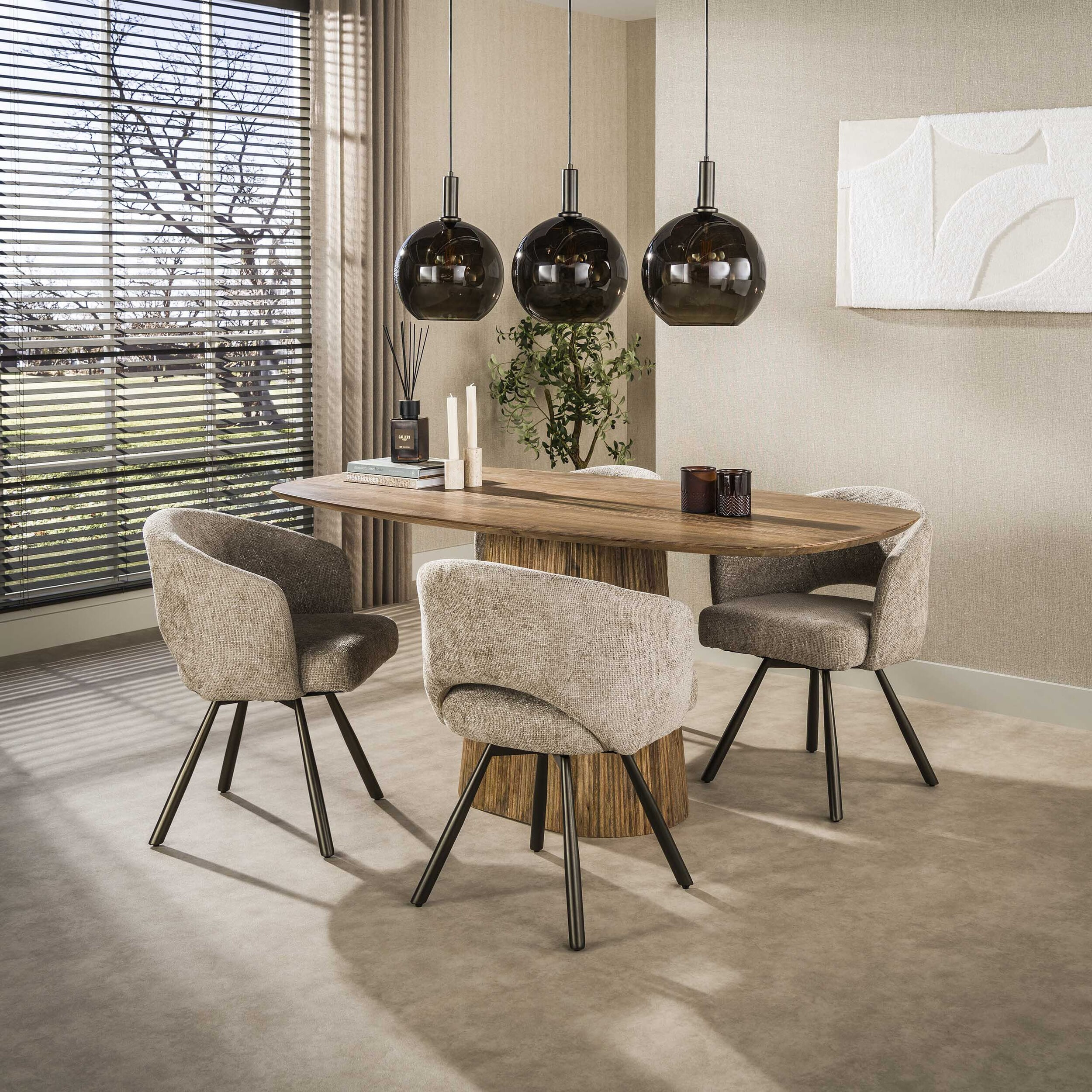 LifestyleFurn Deens Ovale Eettafel 'Kassondra' Mangohout