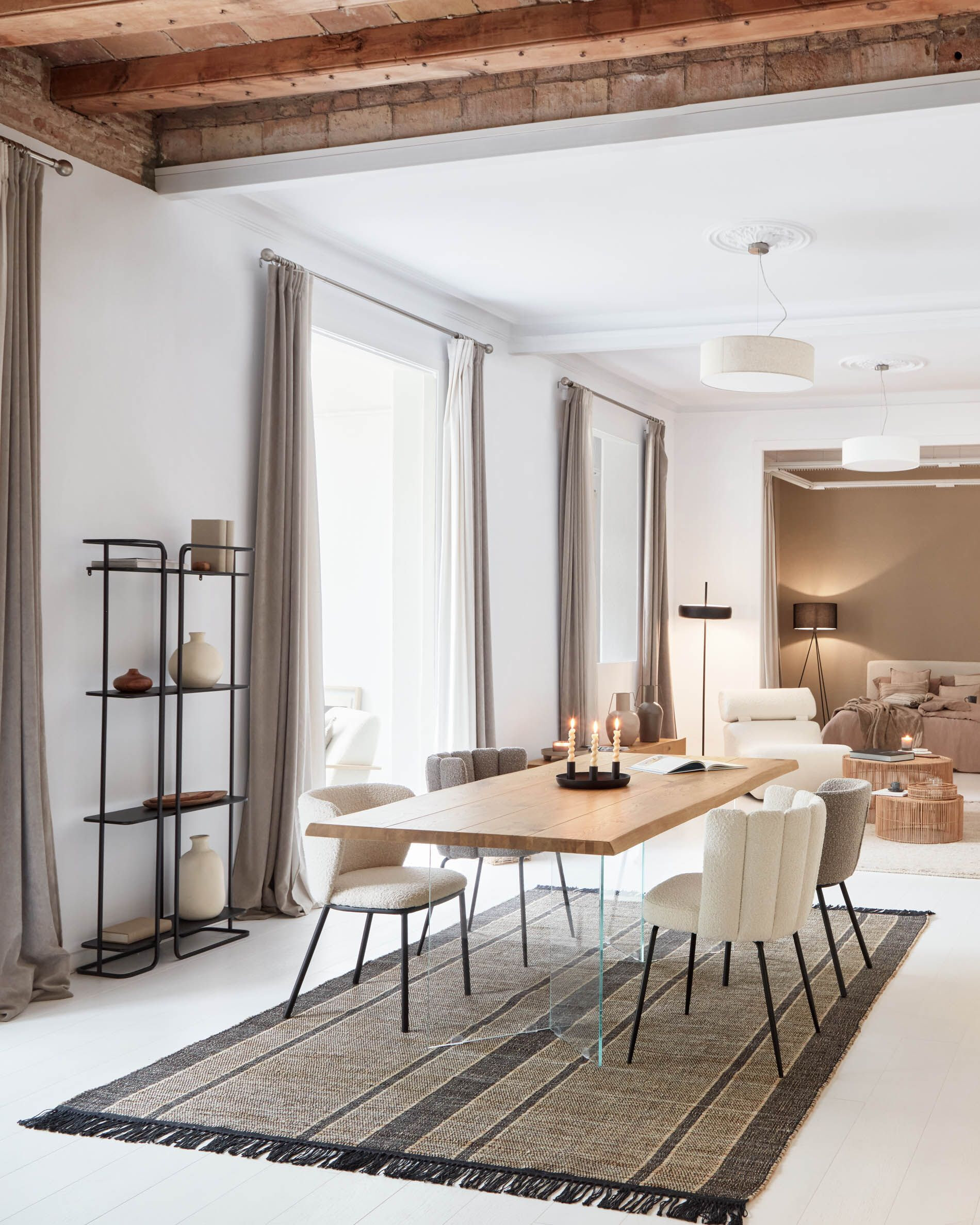 Kave Home Eetkamerstoel 'Ciselia' Bouclé, kleur Wit