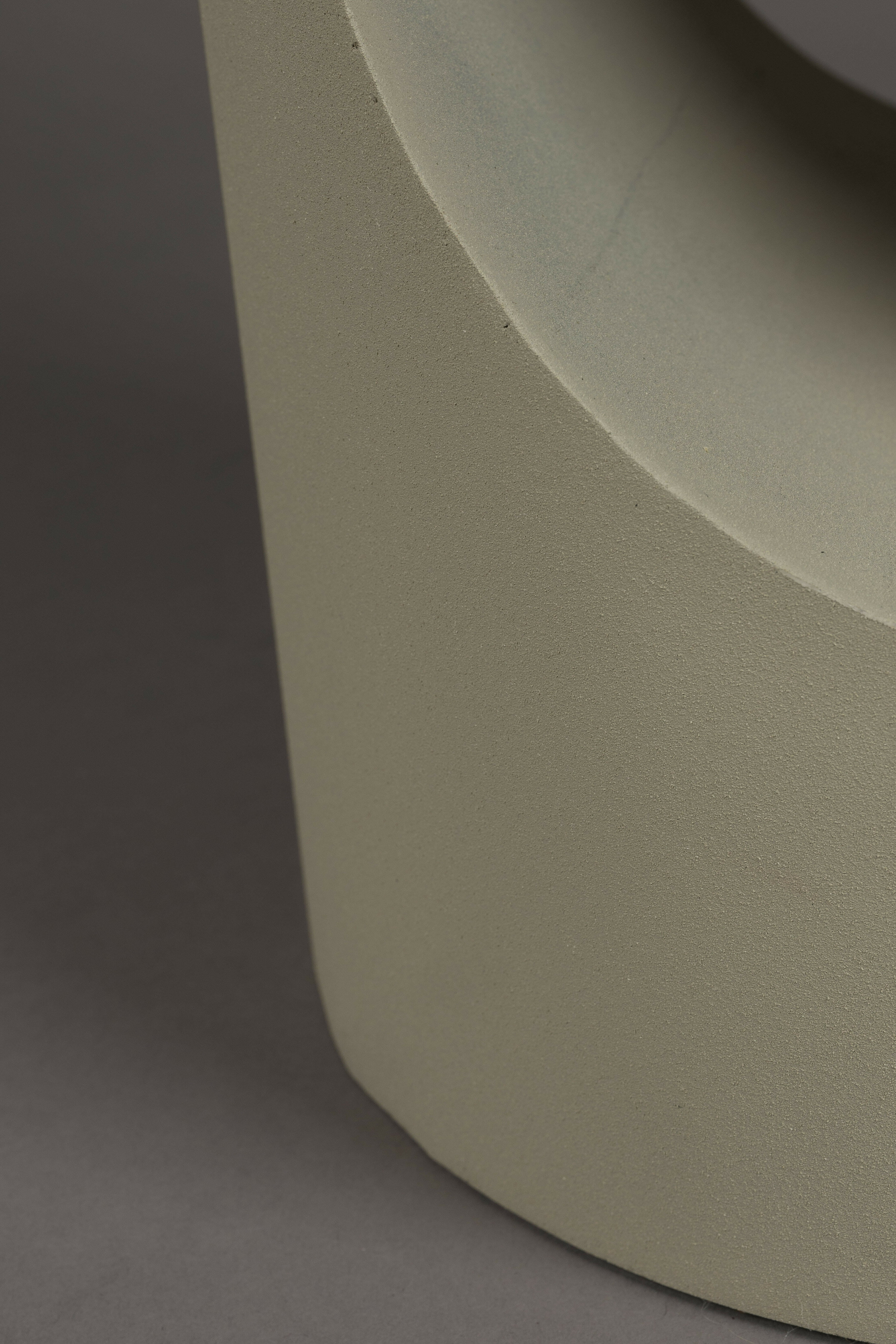Dutchbone Ronde Bijzettafel 'Sai' 30cm, kleur Zand