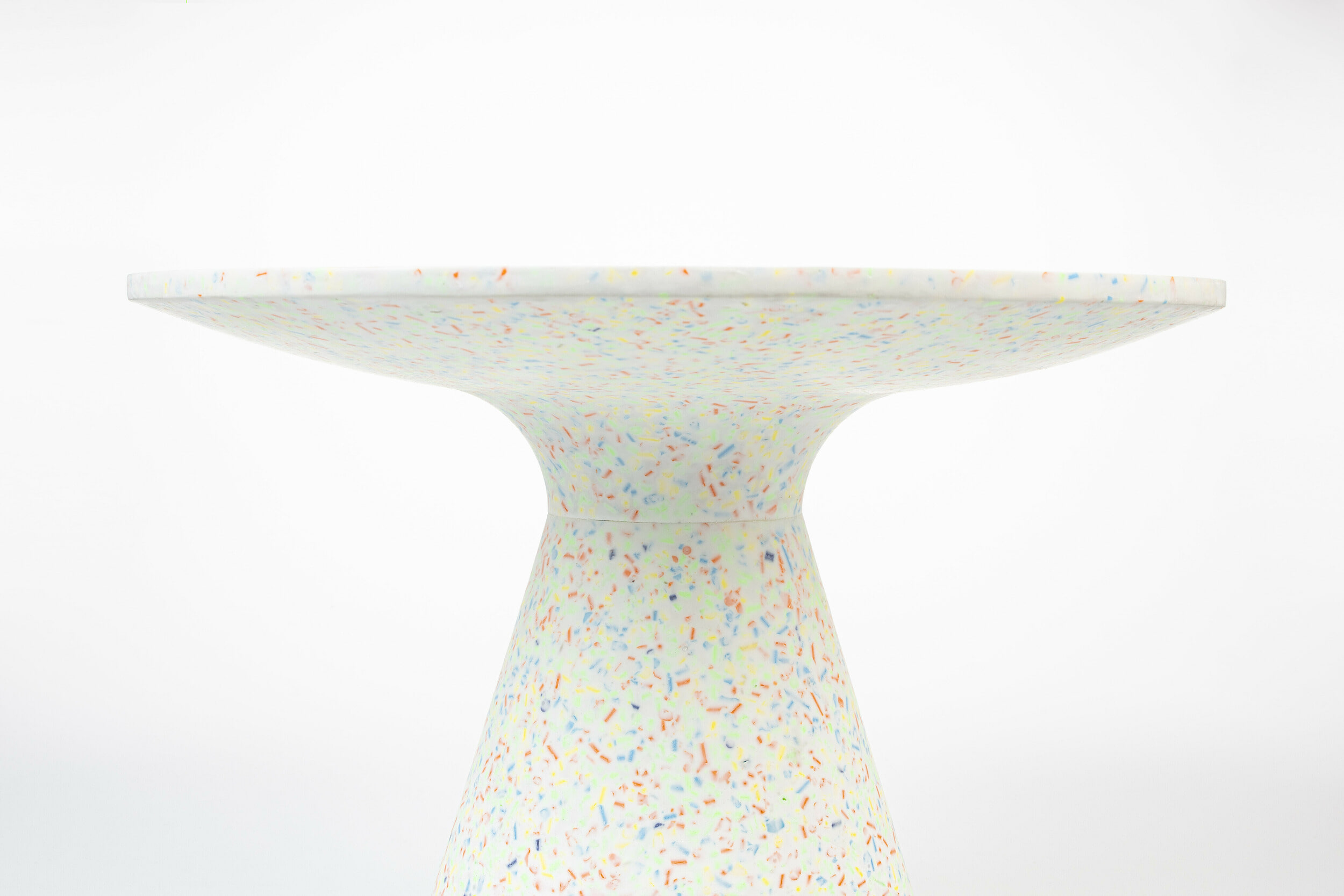Zuiver Ronde Salontafel 'Victoria' Terrazzo, 50cm, kleur Wit