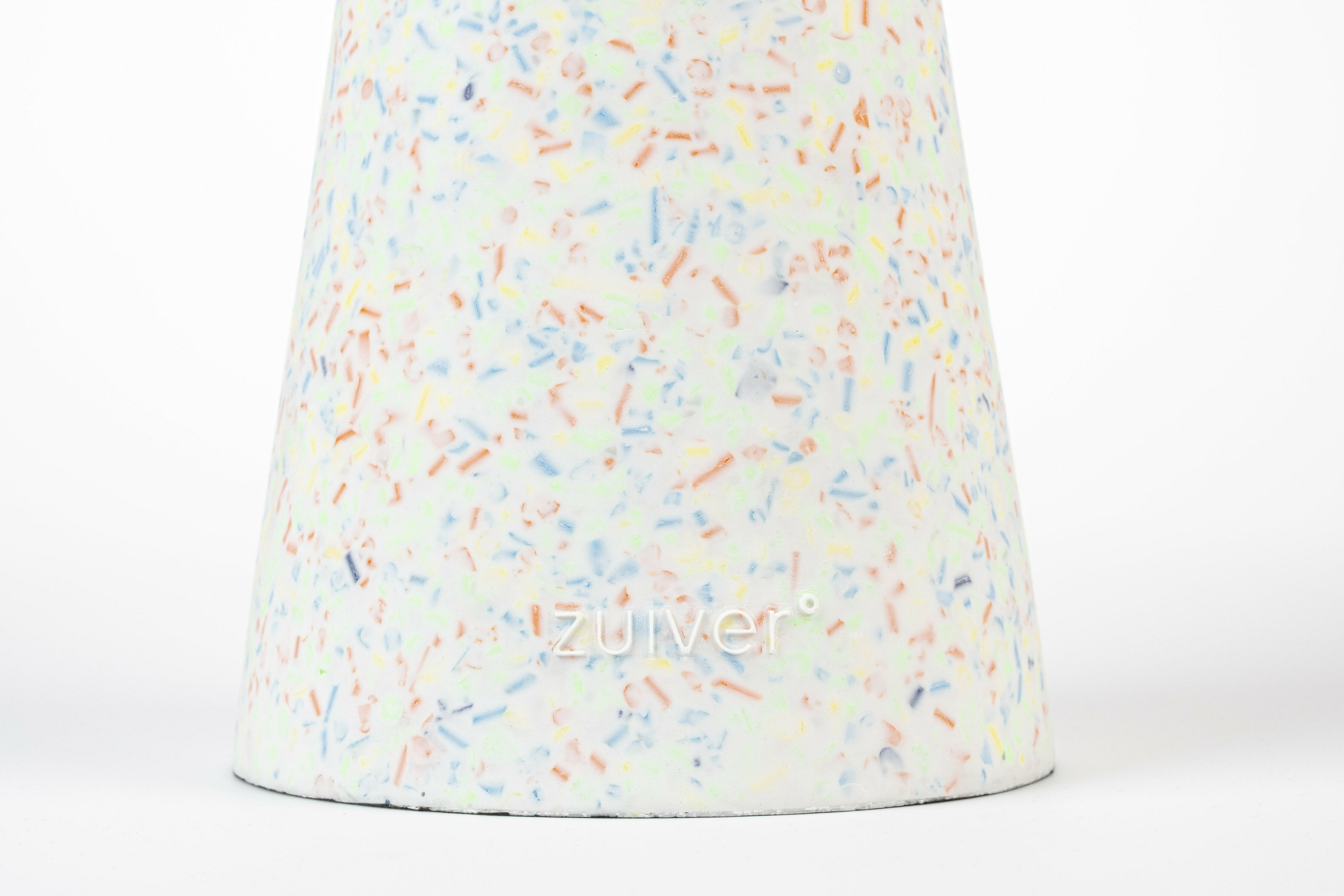 Zuiver Ronde Bijzettafel 'Victoria' Terrazzo, 45cm hoog, kleur Wit