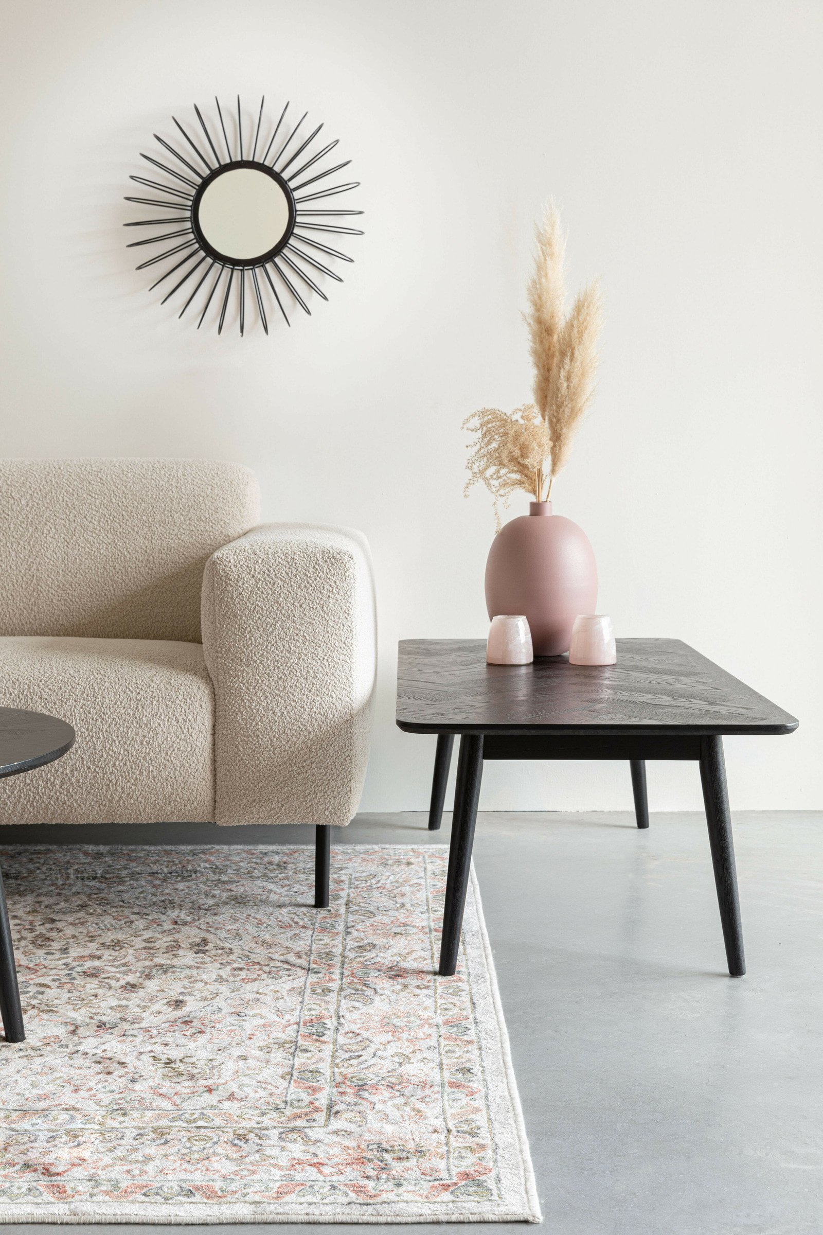 ZILT Salontafel 'Hany' Essenhout Visgraat, 120 x 60cm, kleur Zwart