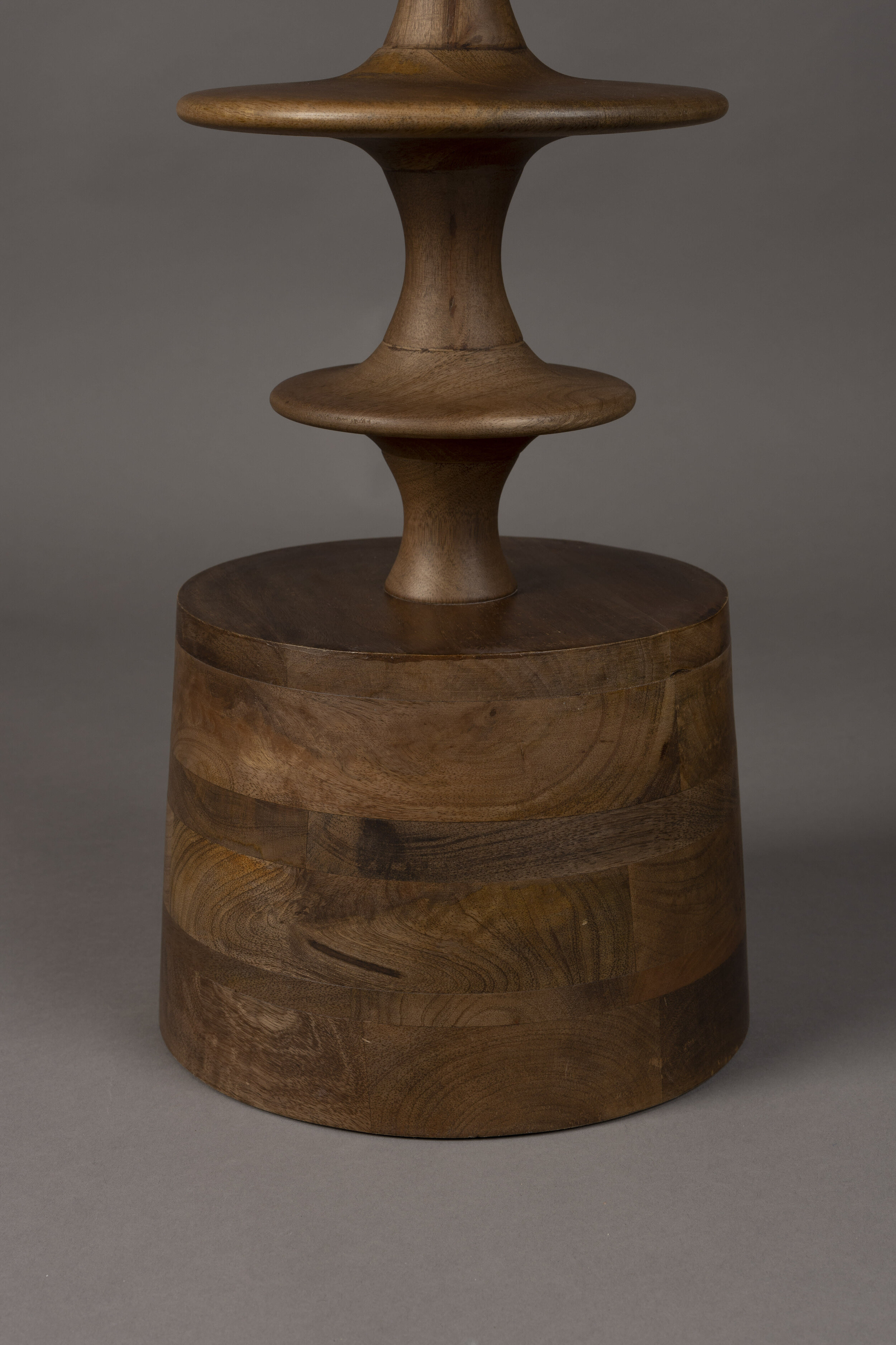 Dutchbone Ronde Bijzettafel 'Cath' Mangohout, 46cm, kleur Walnoot