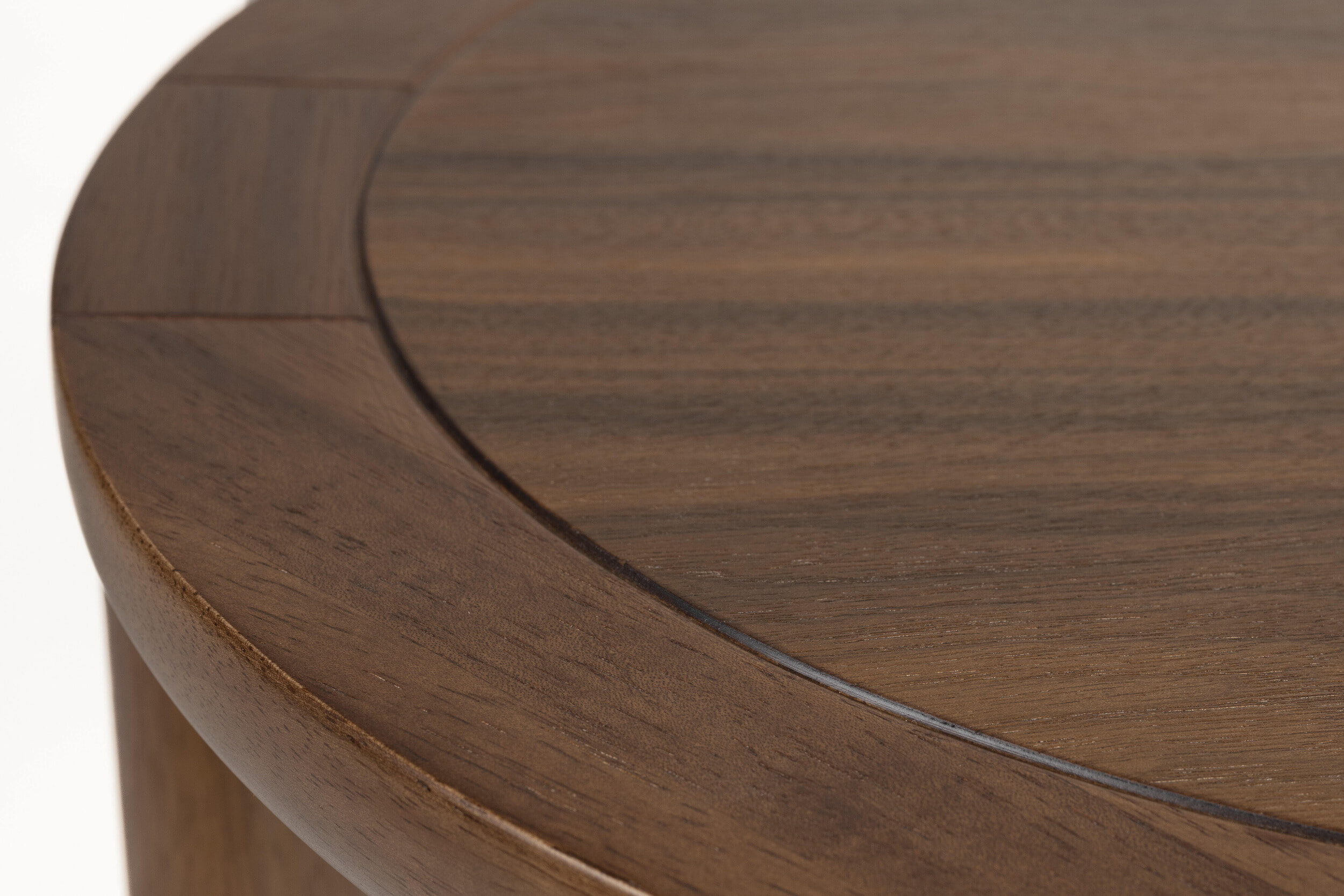 Zuiver Ronde Bijzettafel 'Storm' Eikenhout, 45cm, kleur Walnoot